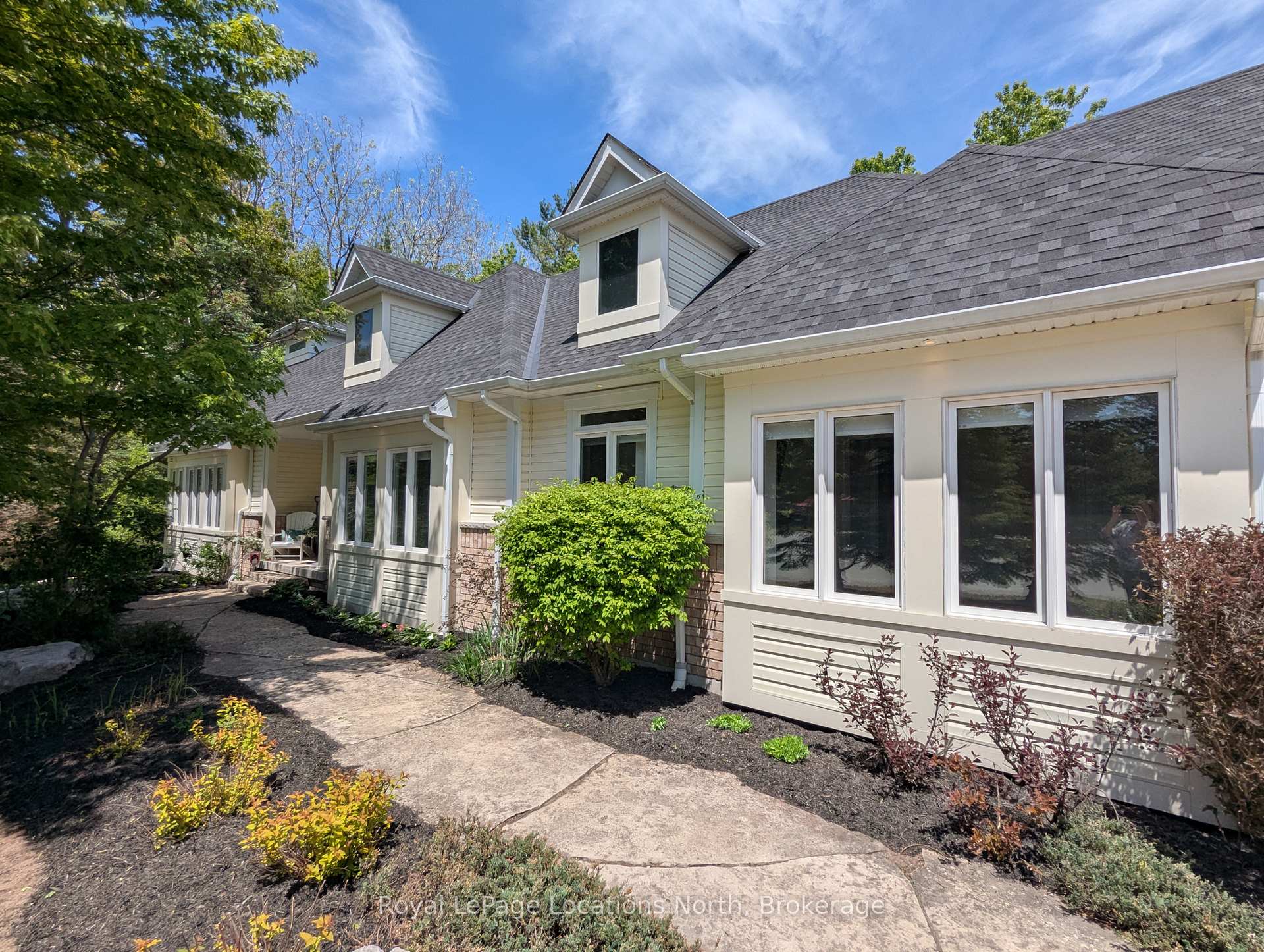 5 Christy Drive, Wasaga Beach — photo 2 of 5