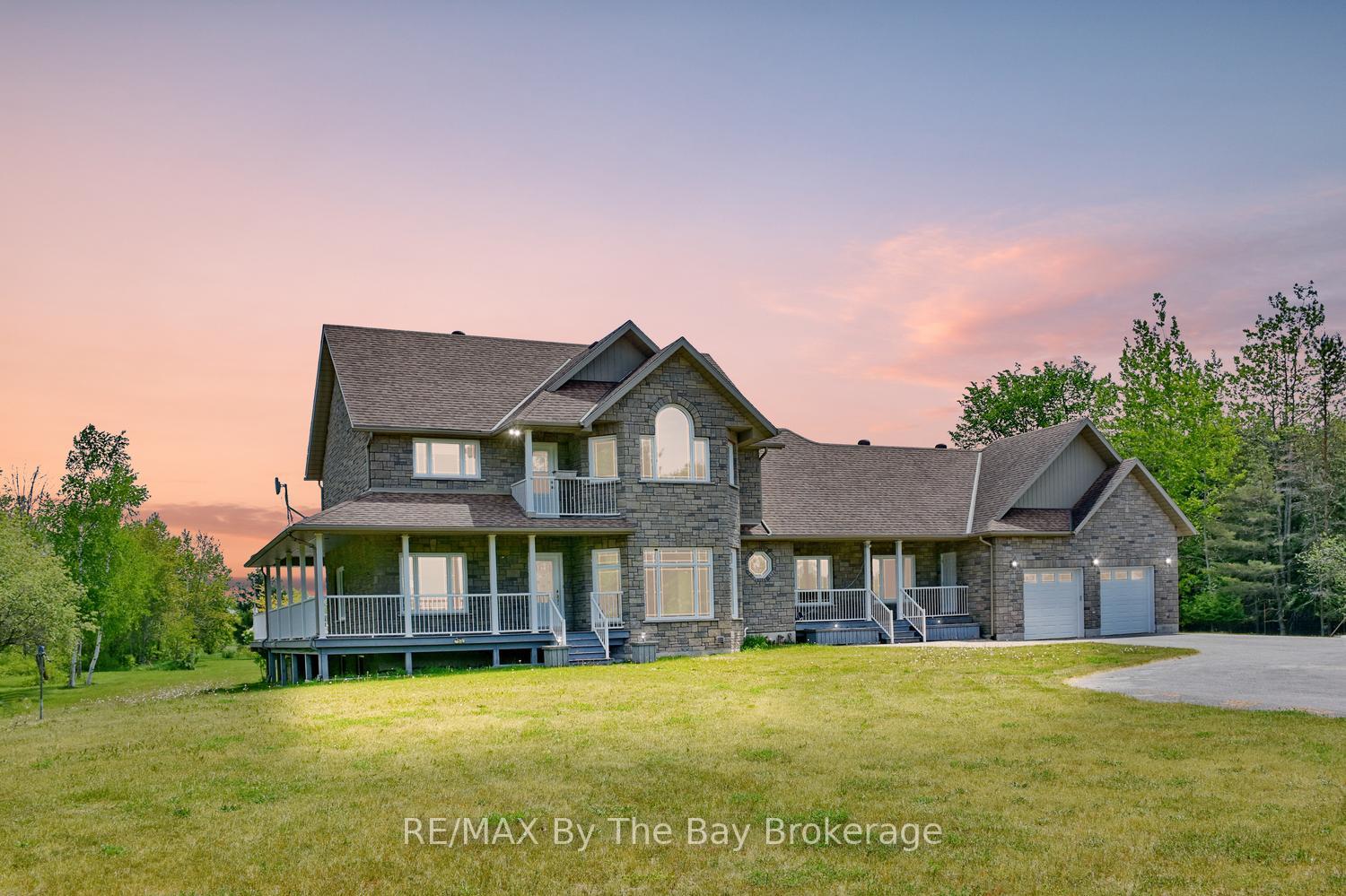 960 Lawson Road, Tiny, ON L0L 1P1 — Tiny, Ontario