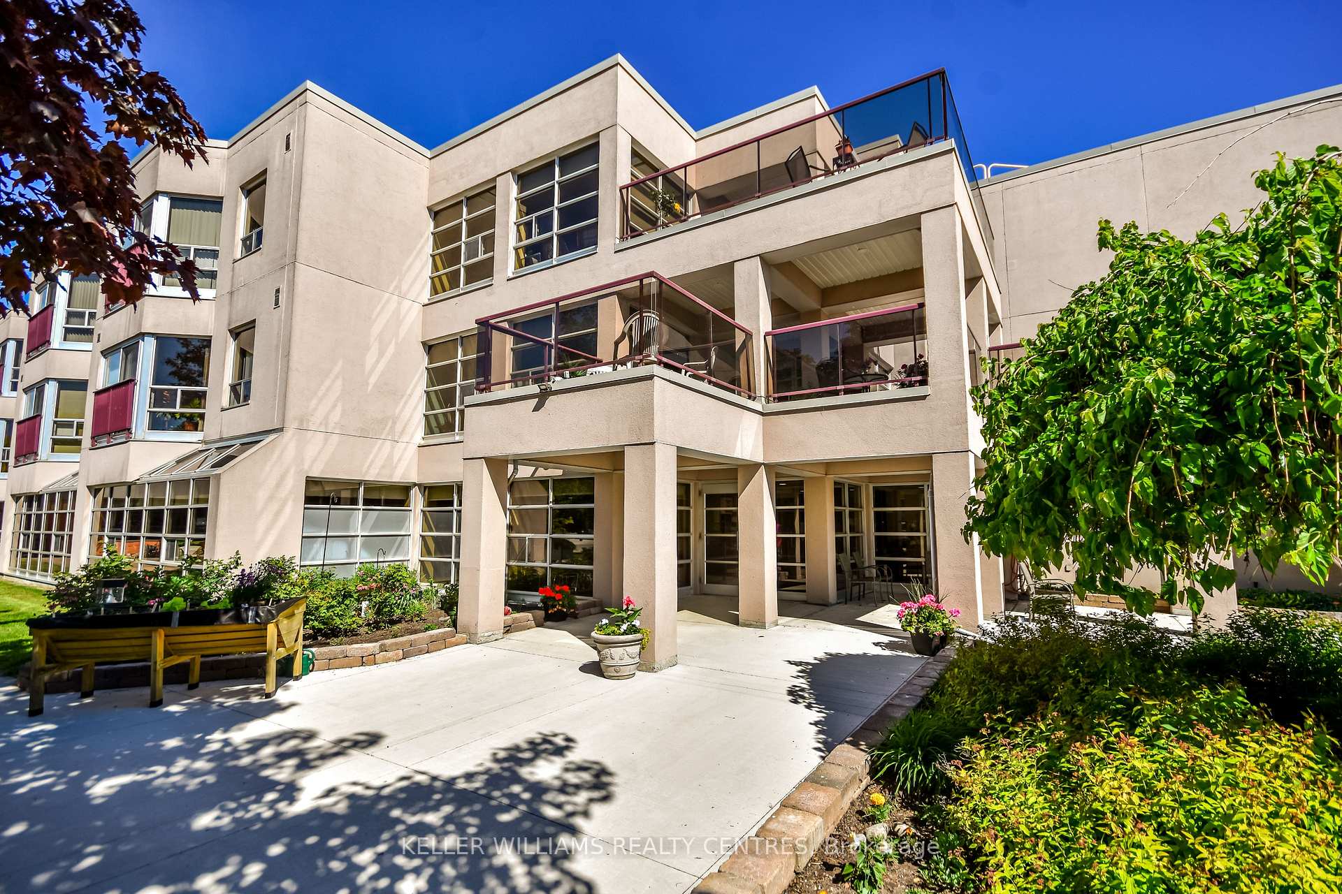 49 Raglan Street 101, Collingwood, ON L9Y 4X1 — Collingwood, Ontario