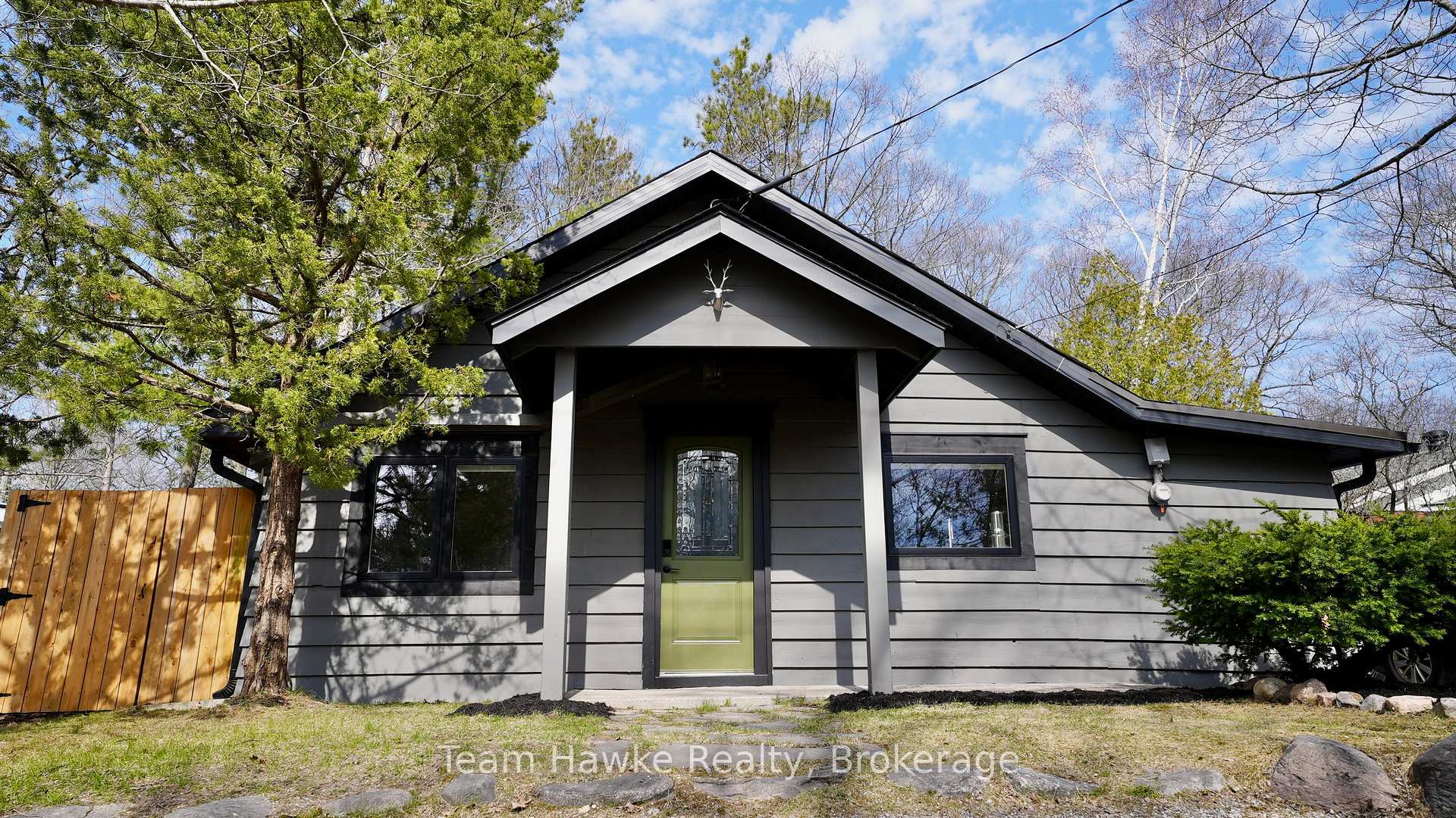 283 Tiny Beaches Road S, Tiny — photo 2 of 5