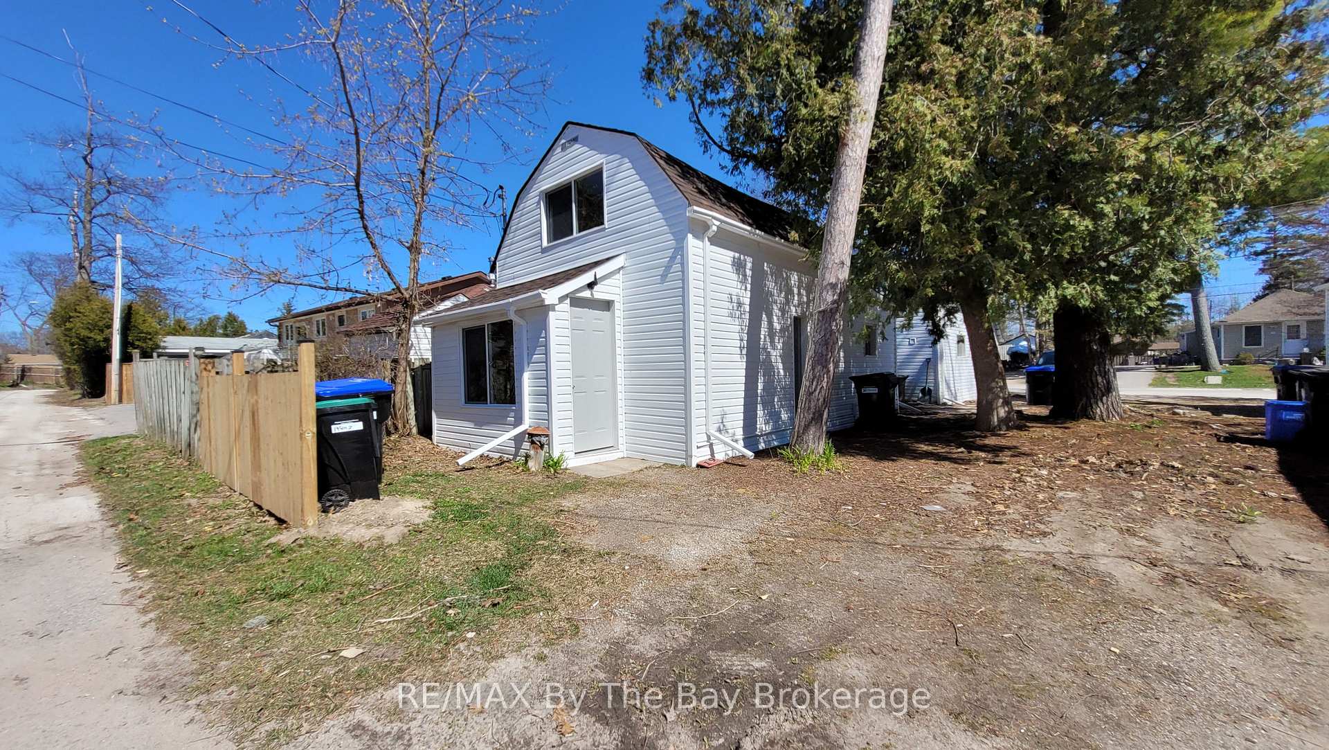 19 GLEN Street, Wasaga Beach, ON L9Z 2K5 — Wasaga Beach, Ontario