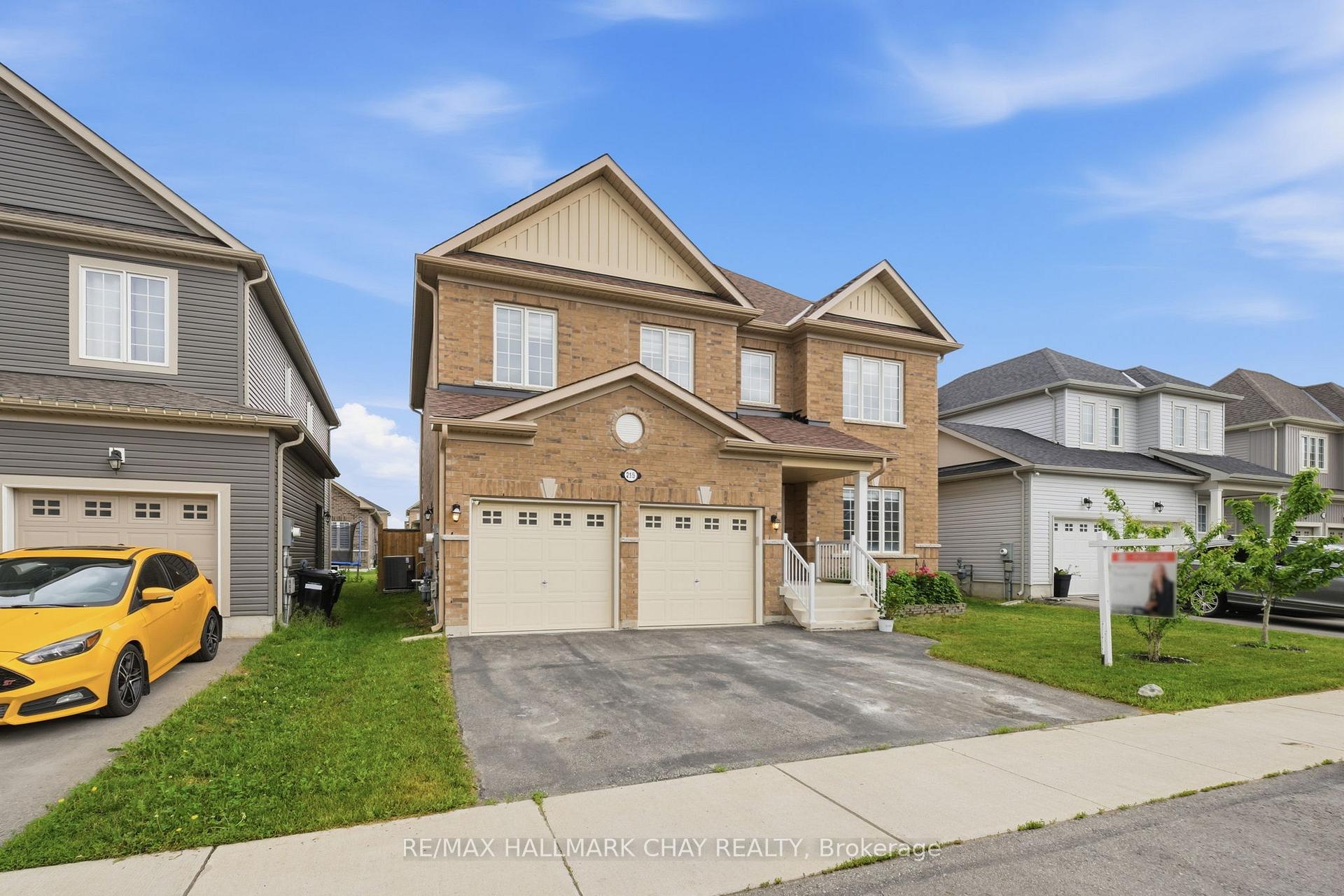 215 Breton Street, Clearview — photo 2 of 5
