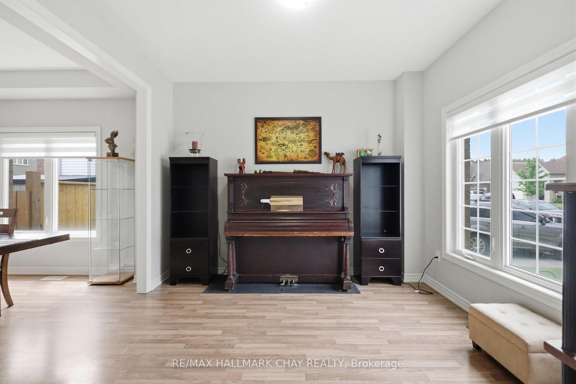 215 Breton Street, Clearview — photo 5 of 5