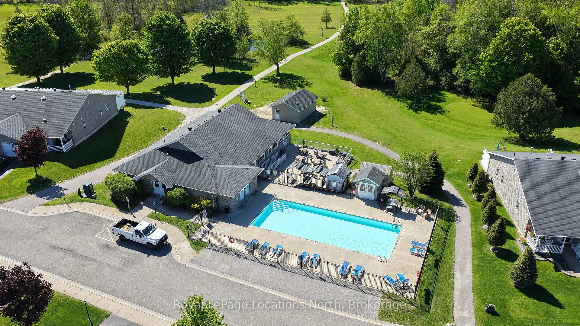 46 Garden Grove Crescent, Wasaga Beach — photo 4 of 5