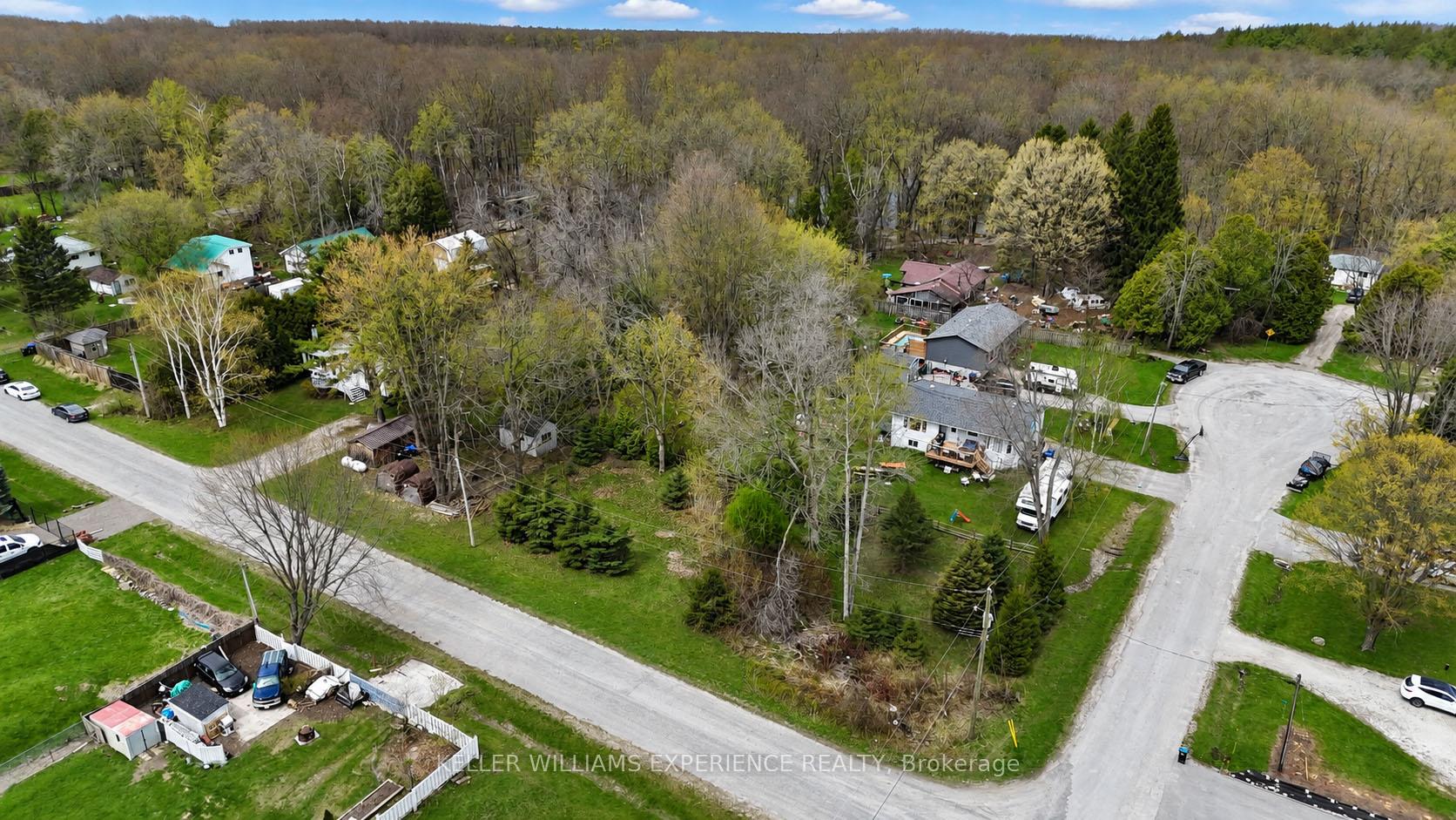 6 Slemish Avenue, Springwater — photo 3 of 5
