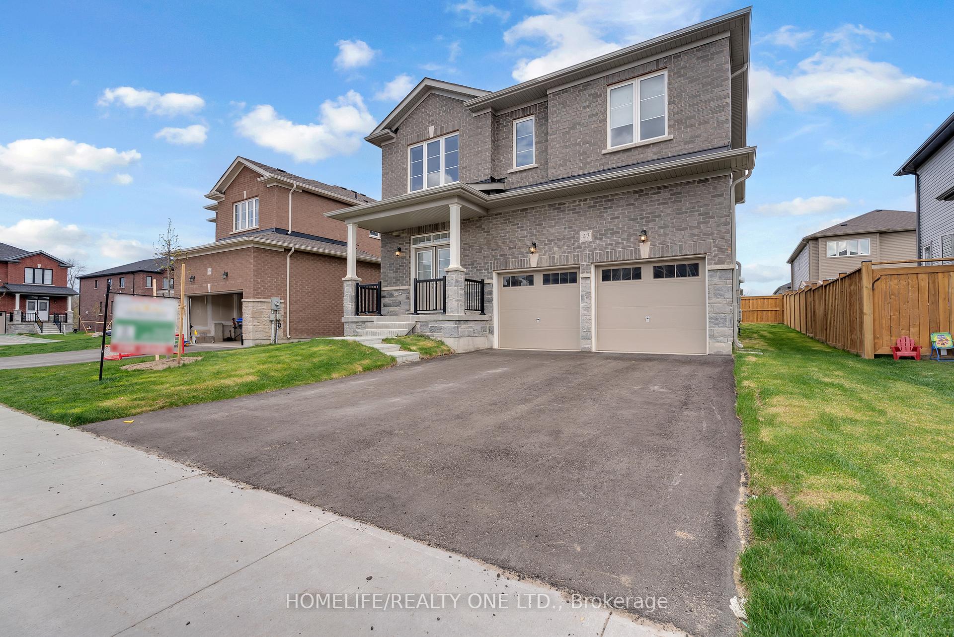 47 Autumn Drive, Wasaga Beach, ON L9Z 0K7