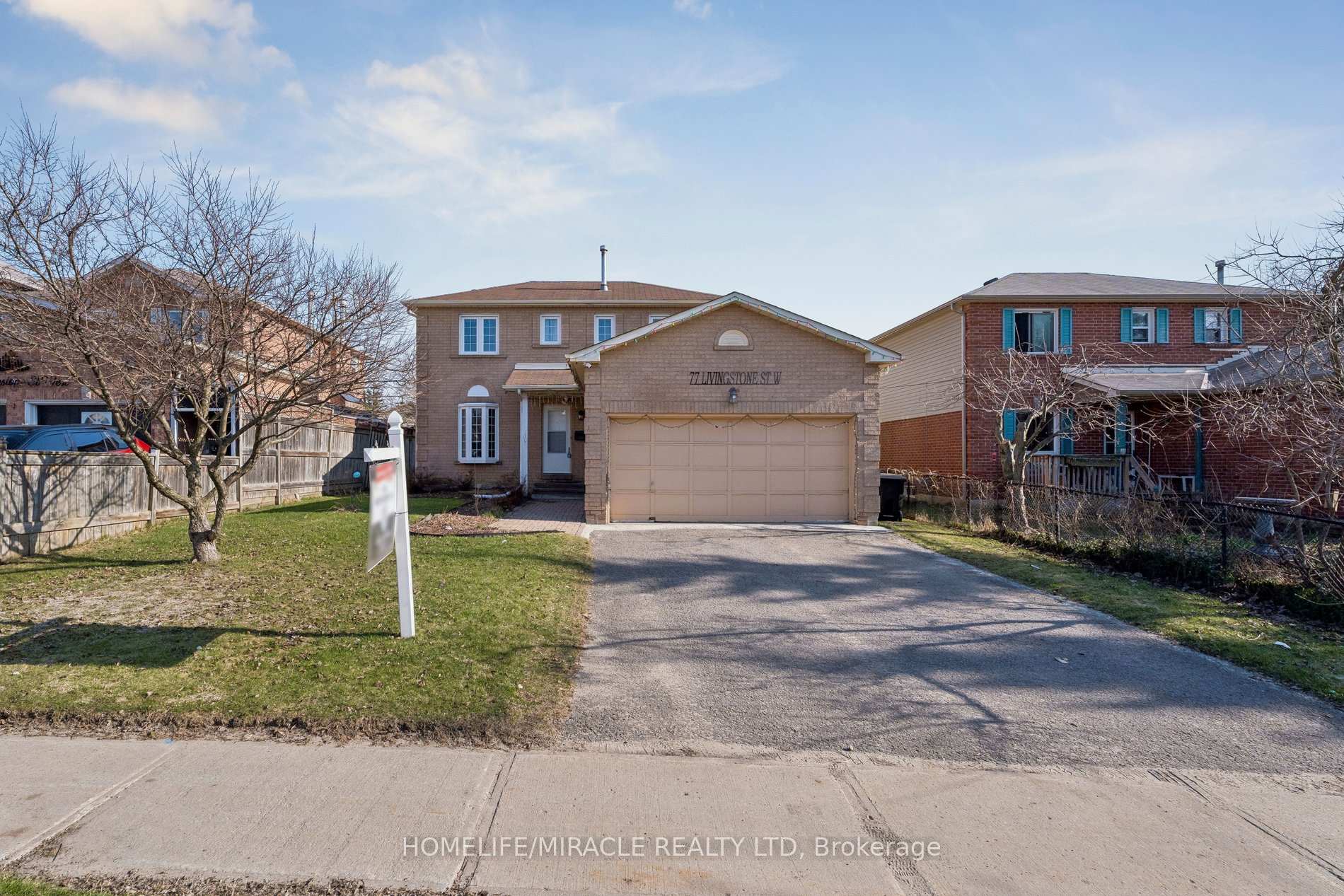 77 Livingstone Street W, Barrie, ON L4N 7J1