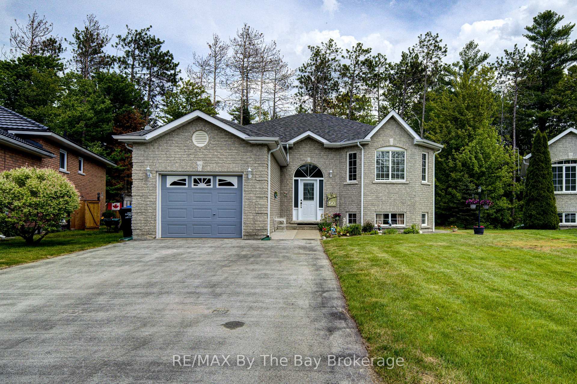 50 Donato Way, Wasaga Beach, ON L9Z 1R9