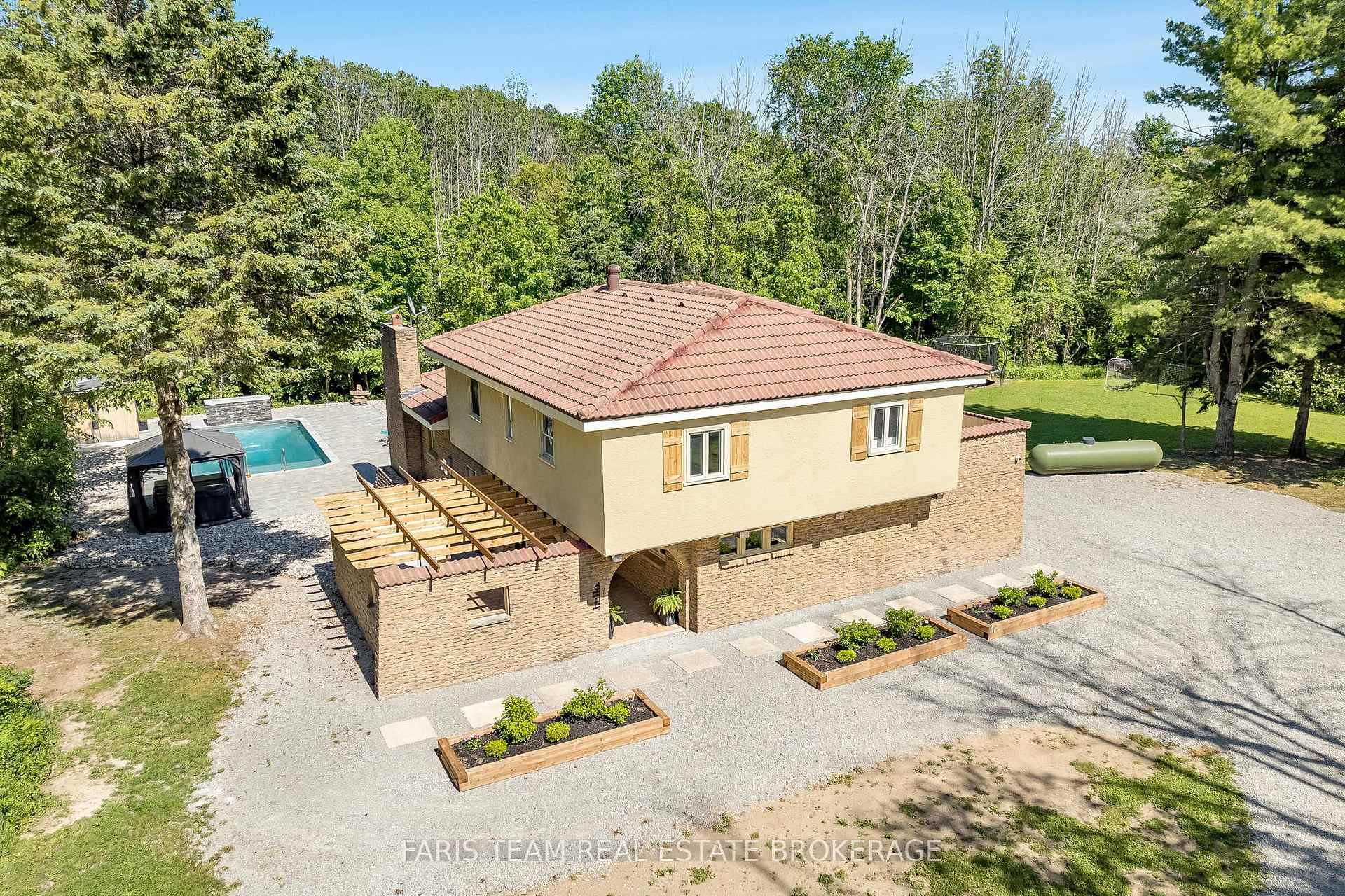 2087 Rumney Road, Tay — photo 2 of 5