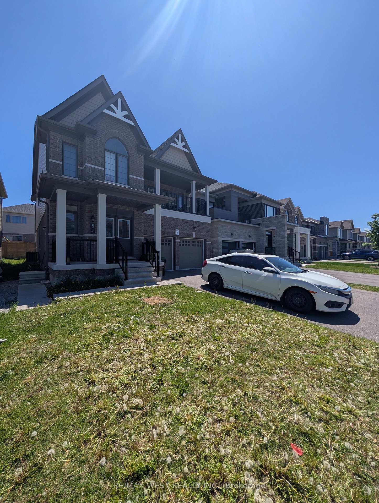 33 Bannister Road 2, Barrie, ON L9J 0L5