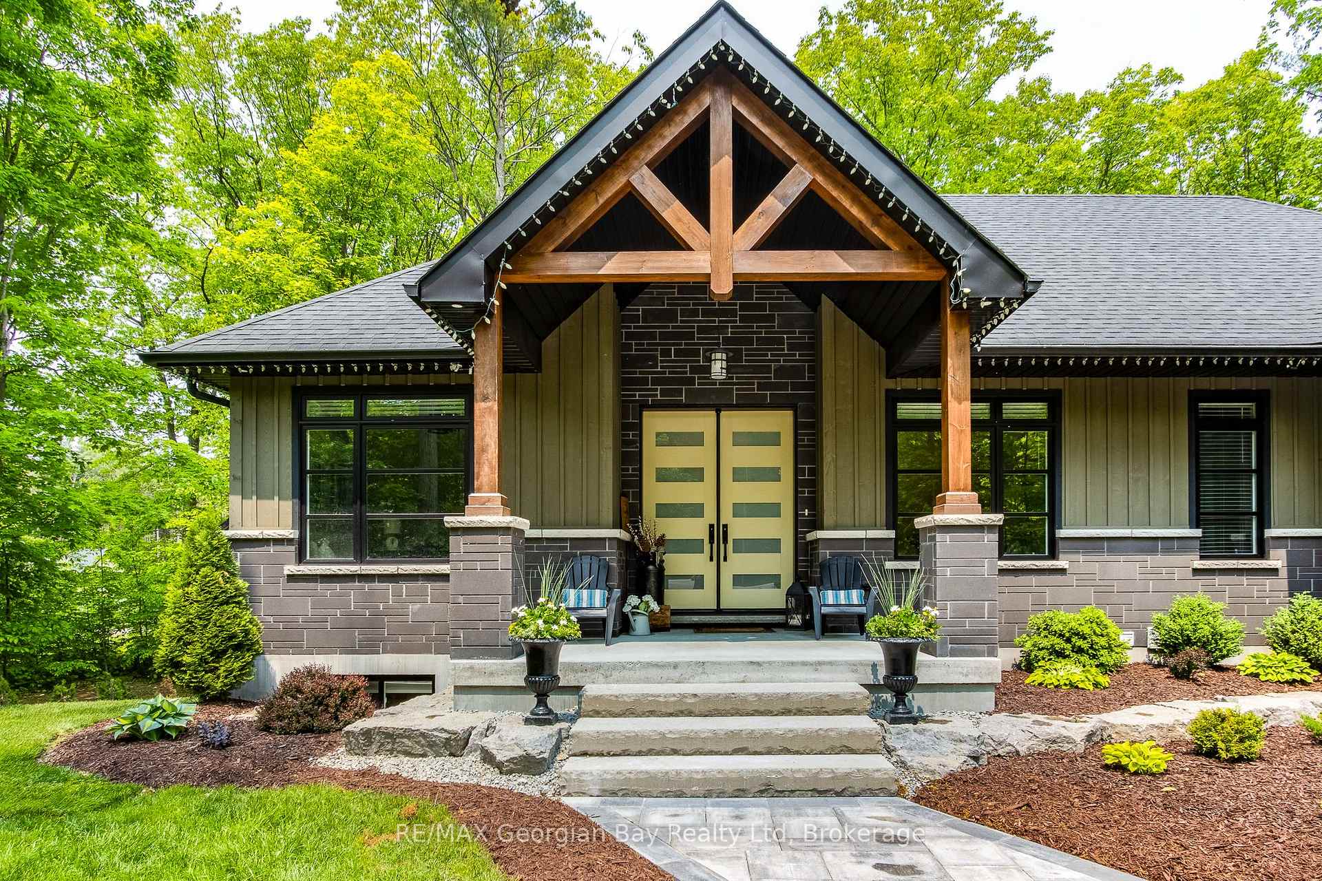 50 Windermere Circle, Tay — photo 2 of 5