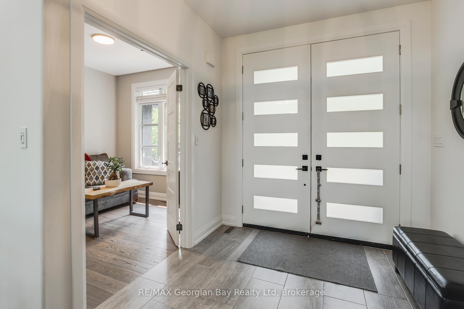 50 Windermere Circle, Tay — photo 4 of 5