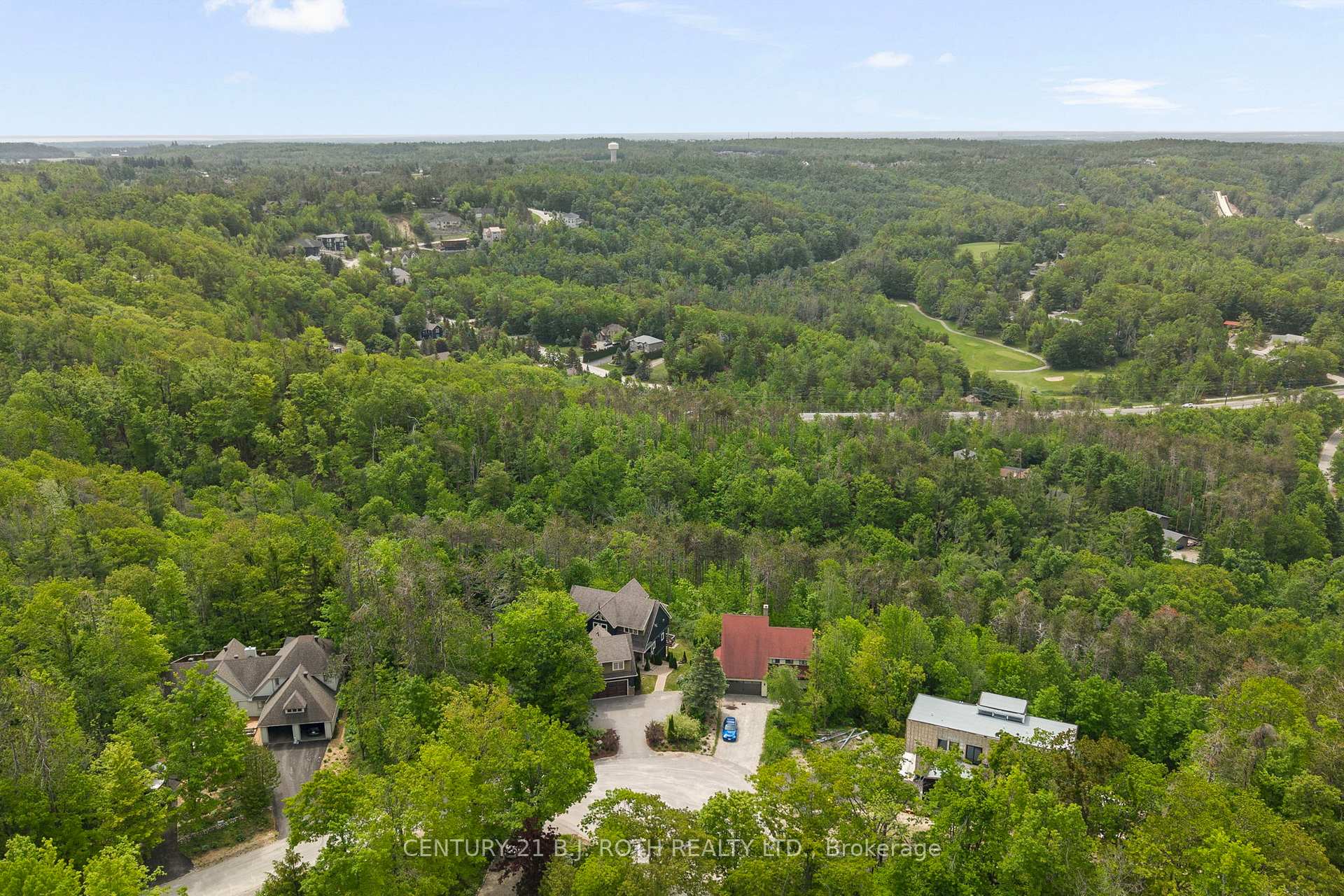 7 Pine Point, Oro-Medonte — photo 4 of 5