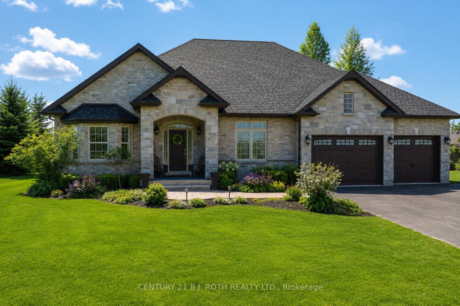 2 Roy Hickling Drive, Springwater — photo 2 of 5