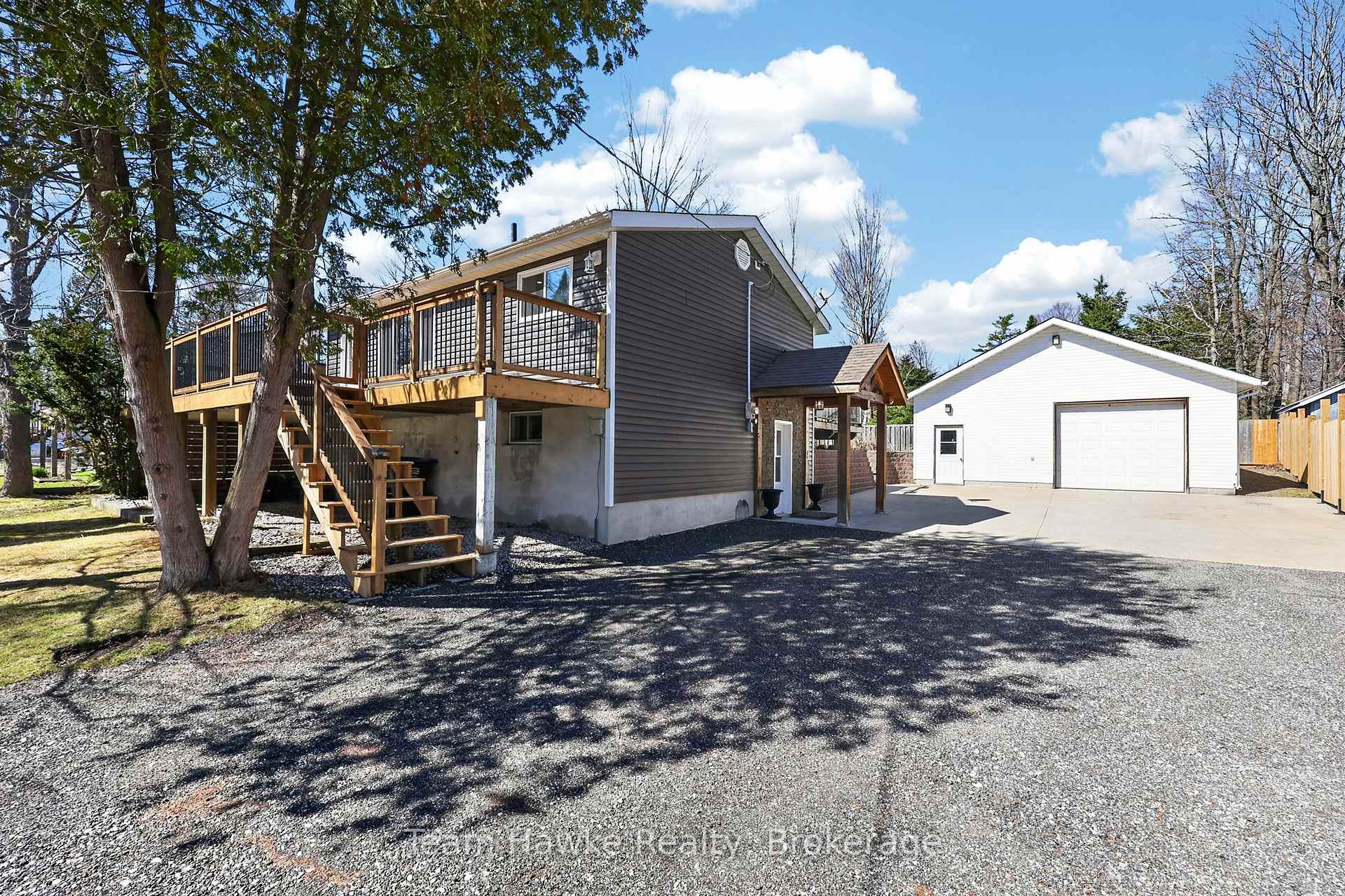 14 Sarna Drive, Tiny — photo 2 of 5