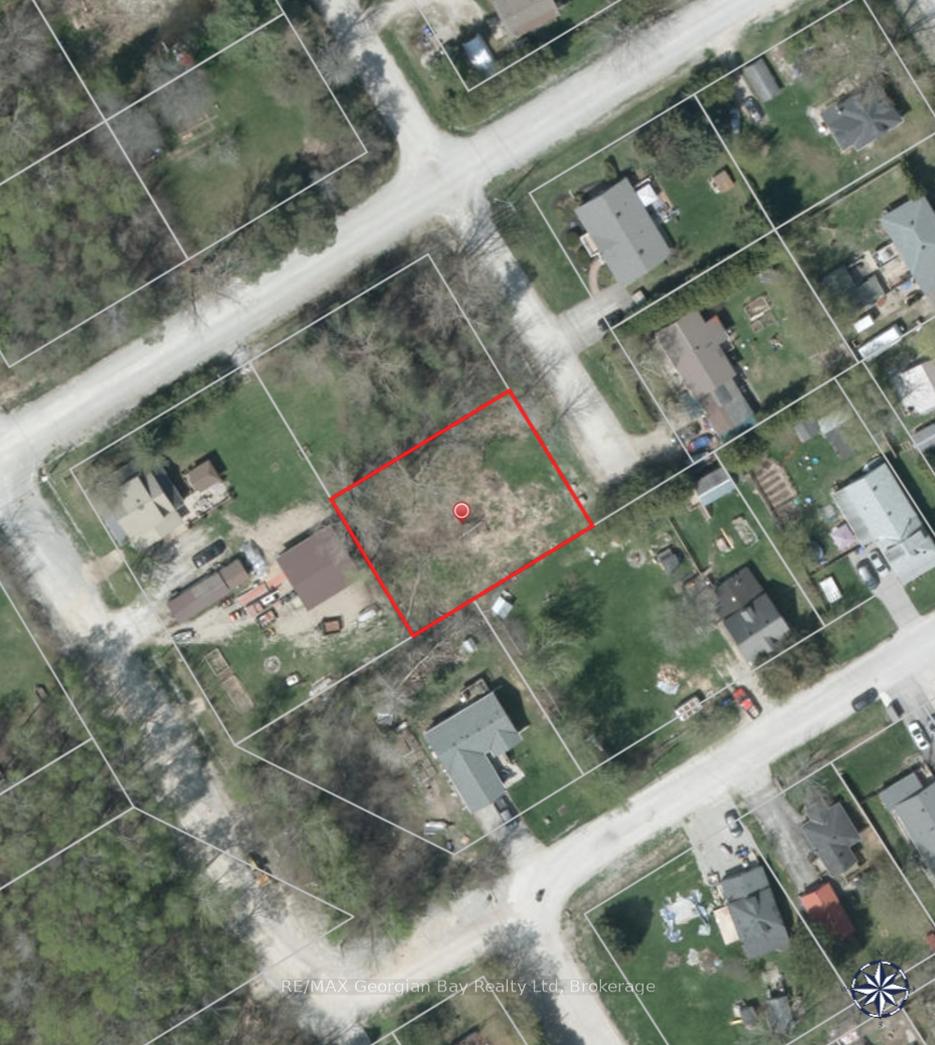 564 Keewatin Avenue, Tay, ON L0K 1R0