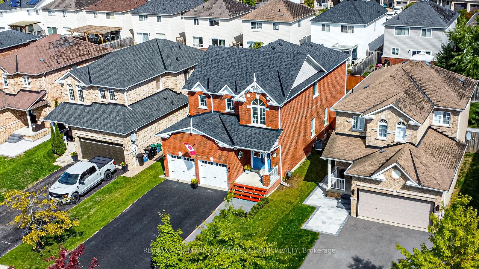 64 Lake Crescent, Barrie, ON L4N 6A6