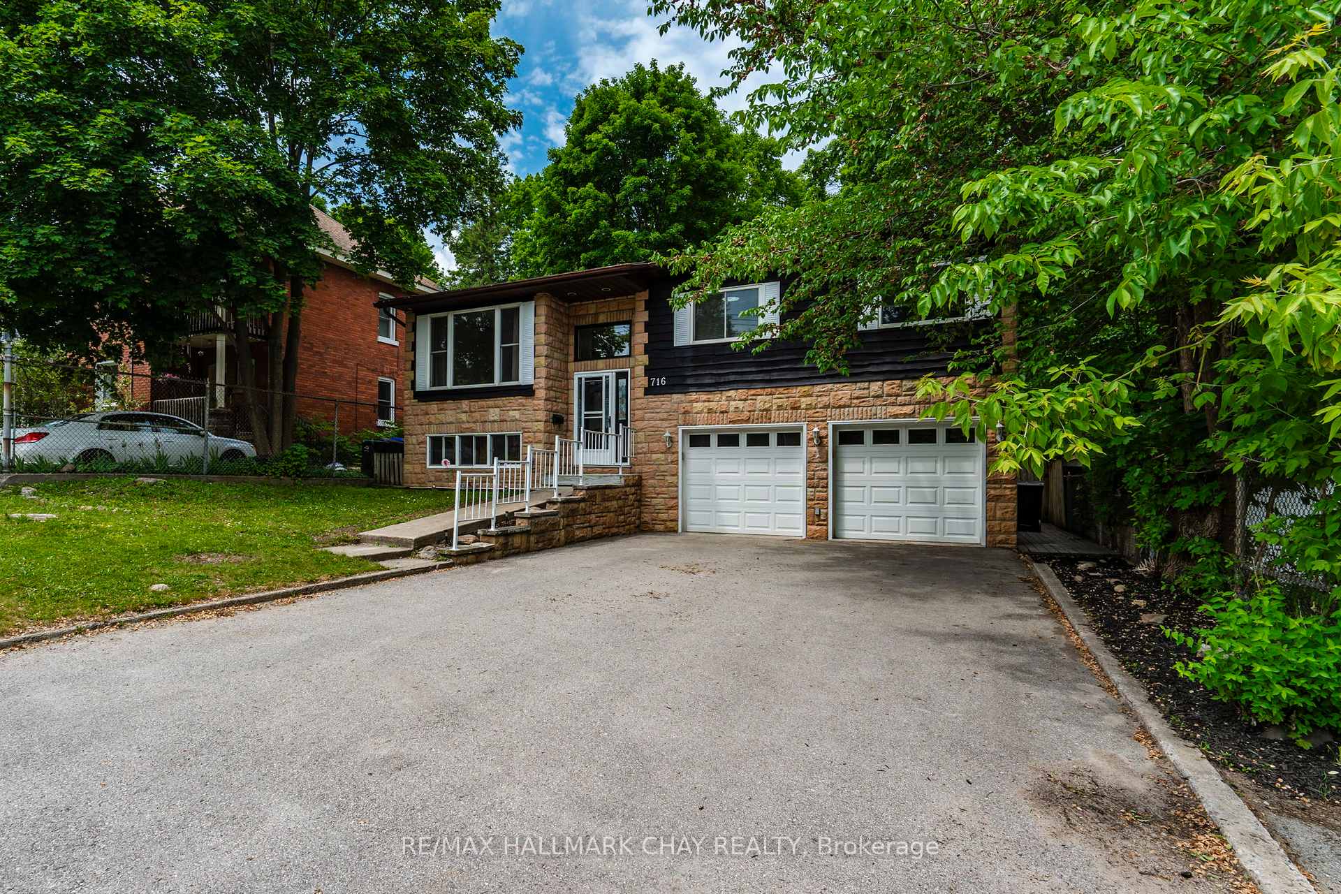 716 Dominion Avenue, Midland, ON L4R 1S6