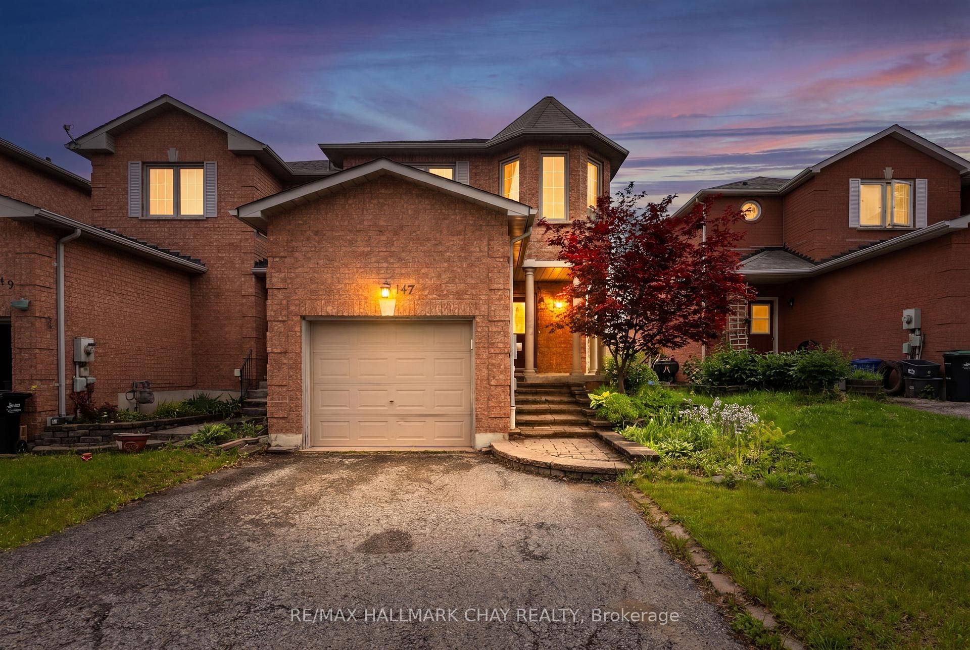 147 Bruce Crescent, Barrie, ON L4N 8K2