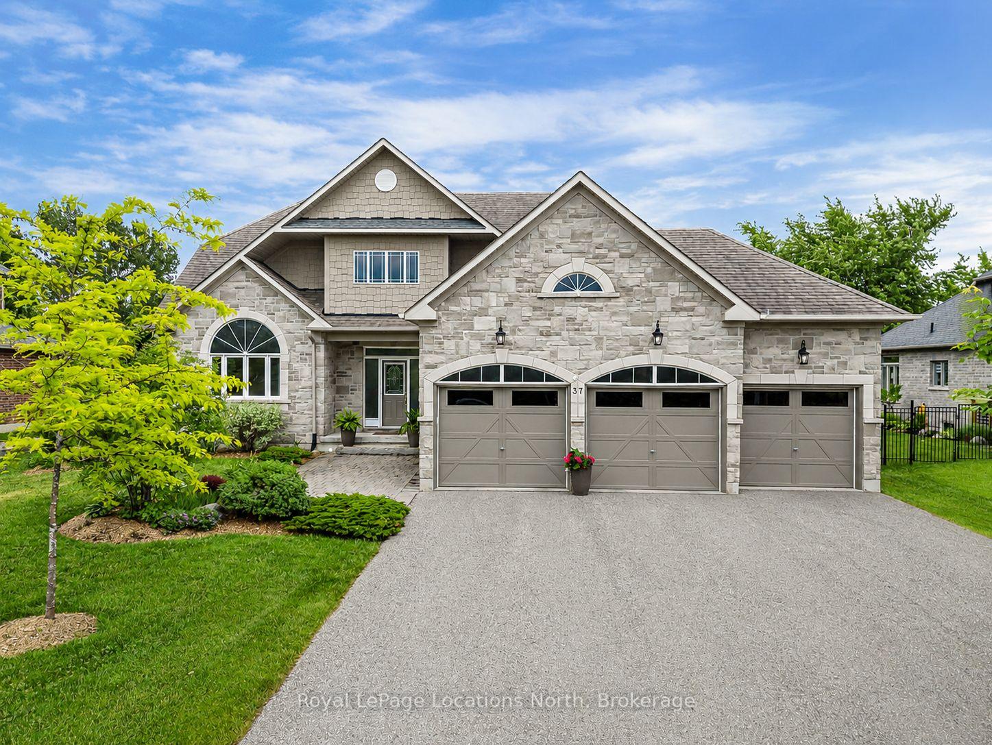 37 Kells Crescent, Collingwood, ON L9Y 0A9