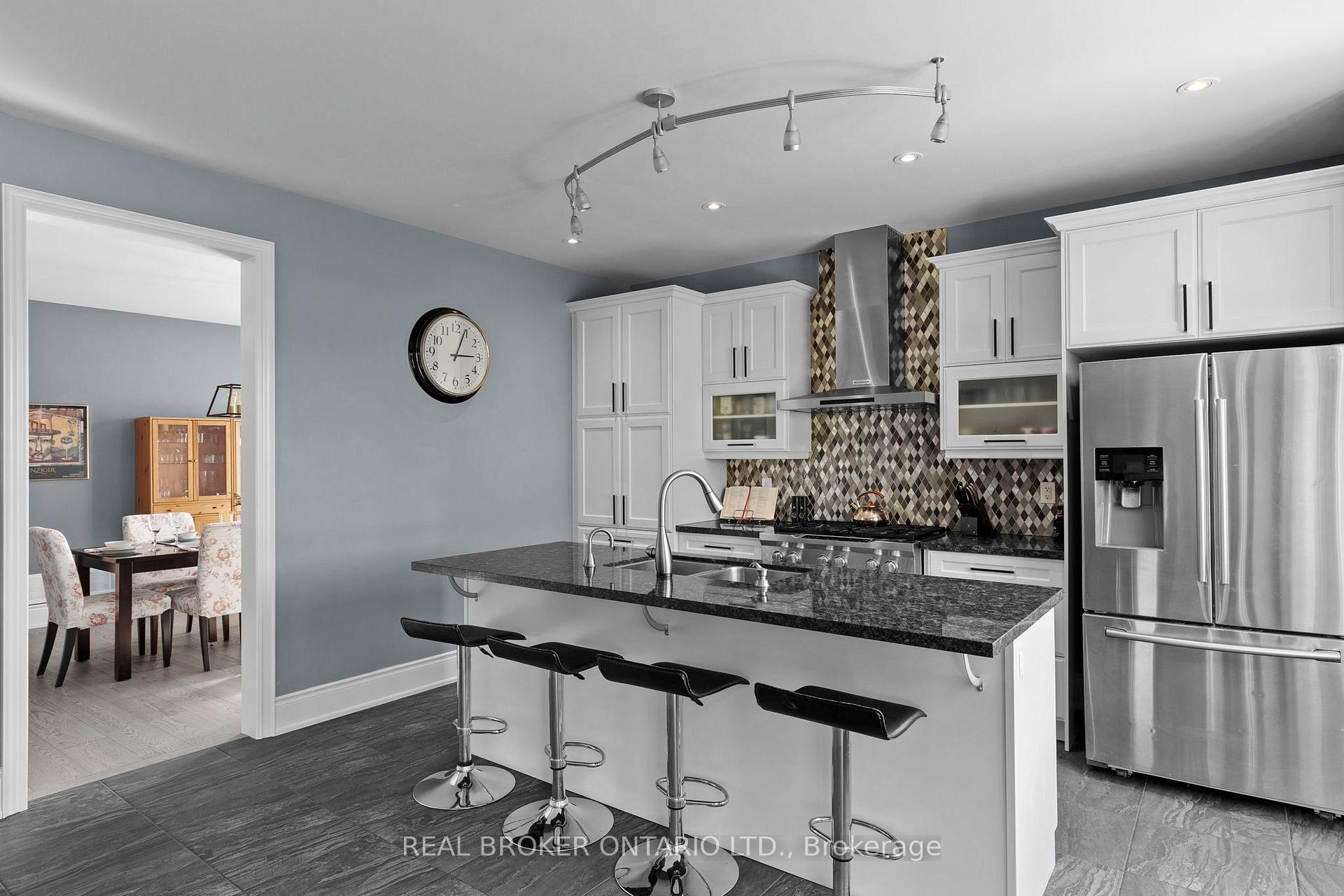 3032 Monarch Drive, Orillia, ON L3V 8K3