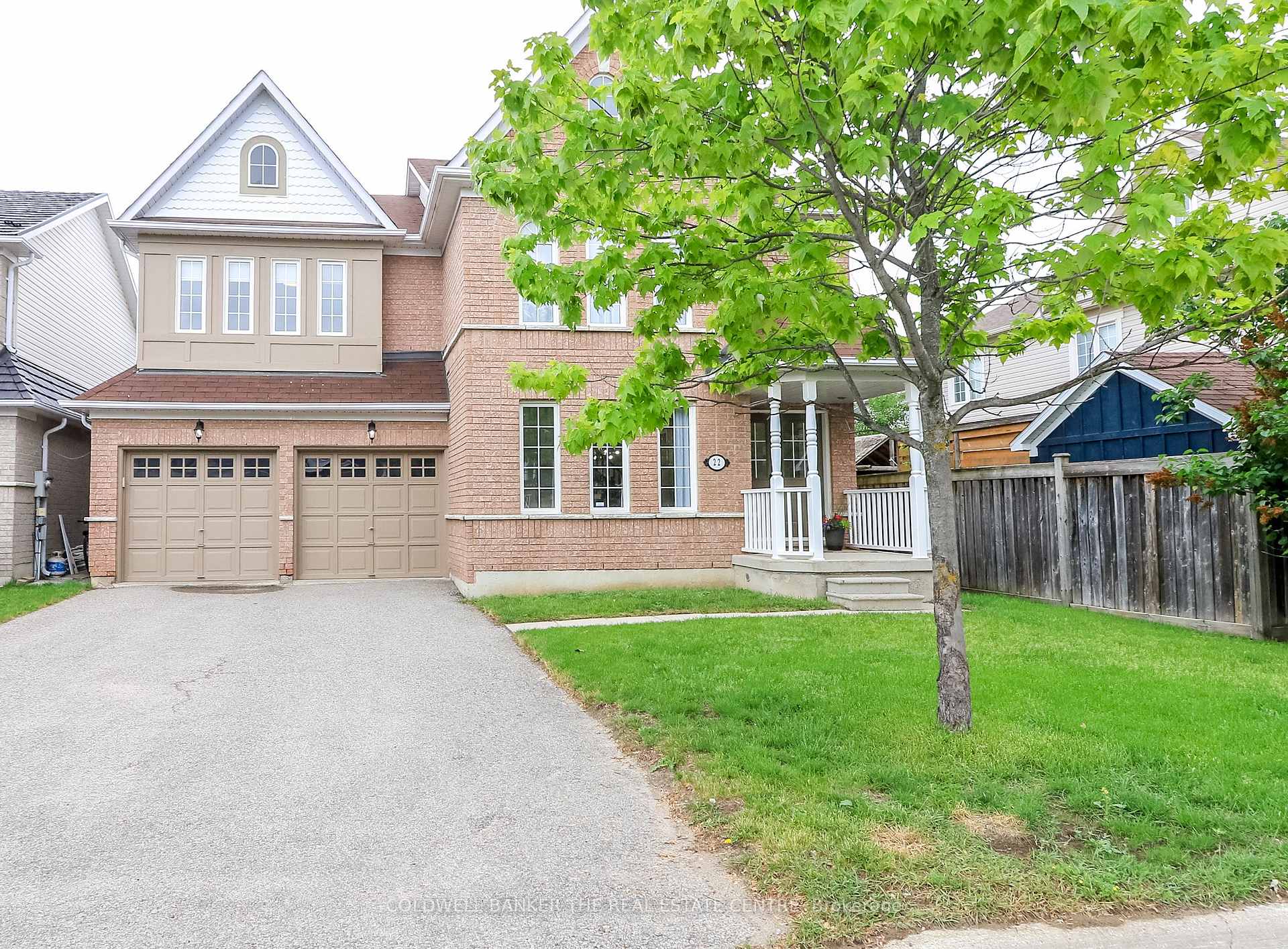 22 Maple Crown Terrace, Barrie, ON L4M 7H4