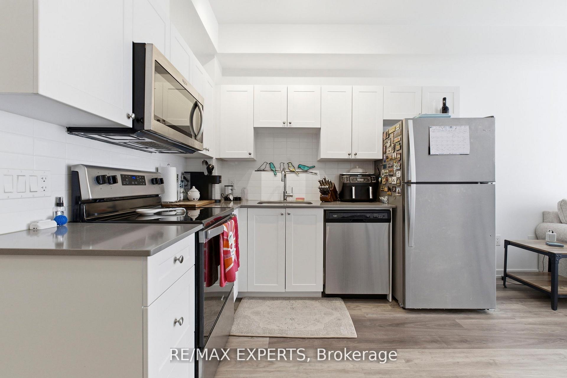 430 Essa Road 325, Barrie, ON L4N 9C6