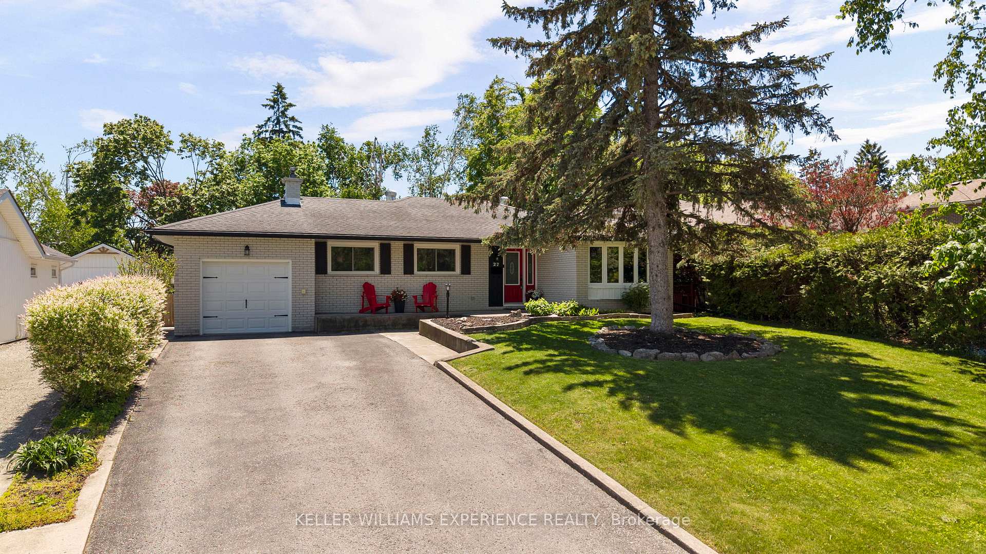 27 Ottaway Avenue, Barrie, ON L4M 2W6