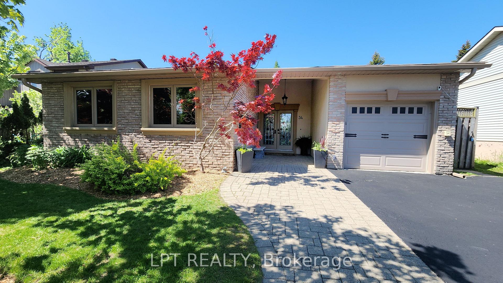 34 Noam Drive, Barrie, ON L4N 4P1