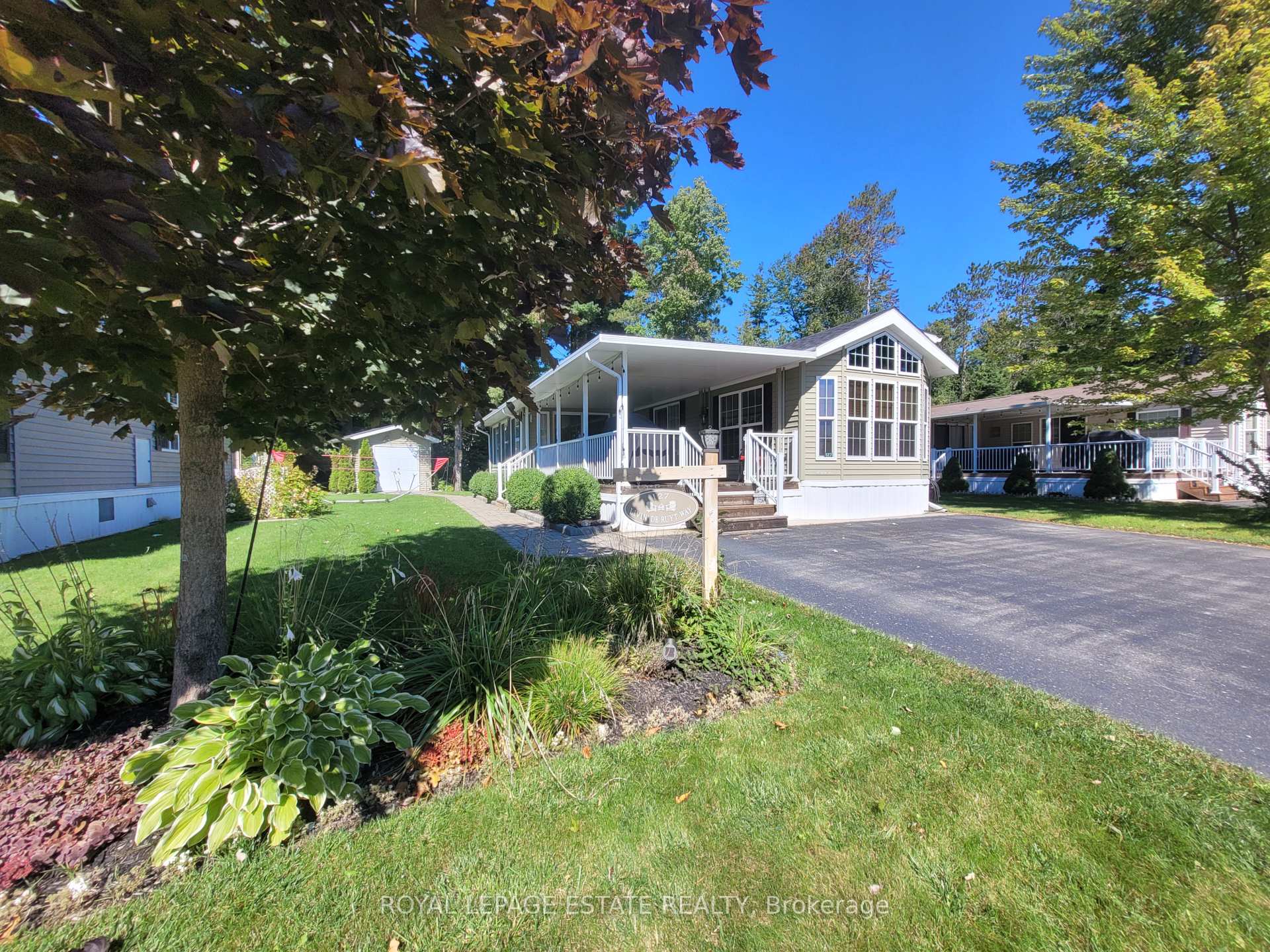 127 Madawaska Trail, Wasaga Beach, ON L9Z 1X7
