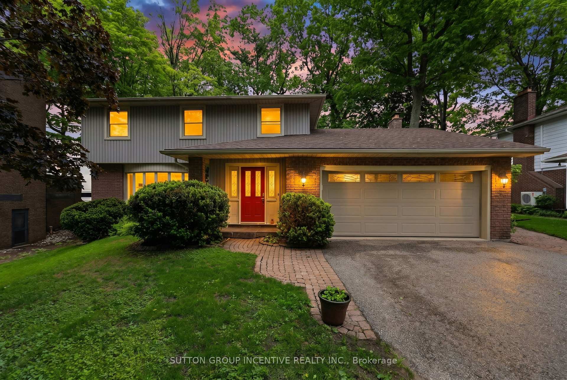 3 Southwood Circle, Orillia, ON L3V 2H8