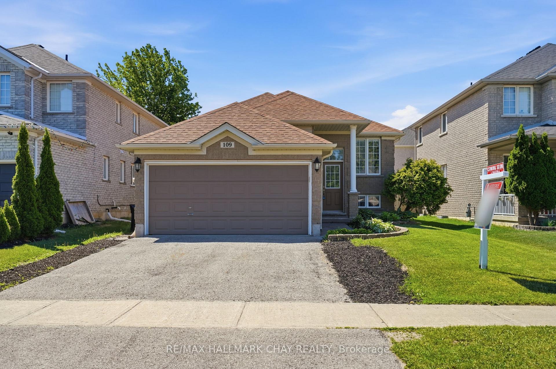 109 Sovereigns Gate, Barrie, ON L4N 0Y9