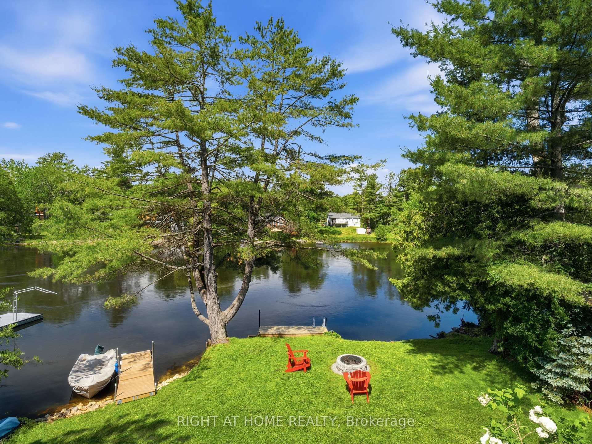 8168 Laidlaw Avenue, Ramara, ON L0K 2B0