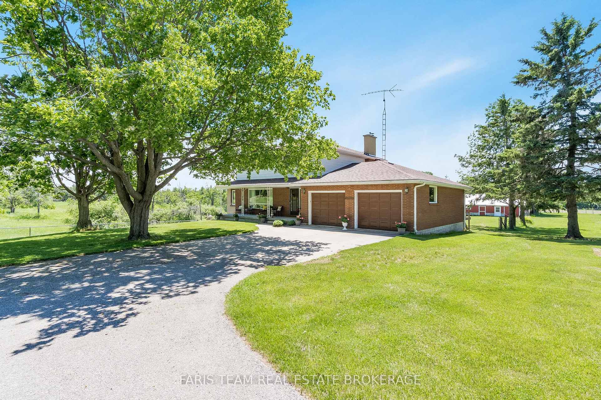 2966 George Johnston Road, Springwater, ON L9X 1T8