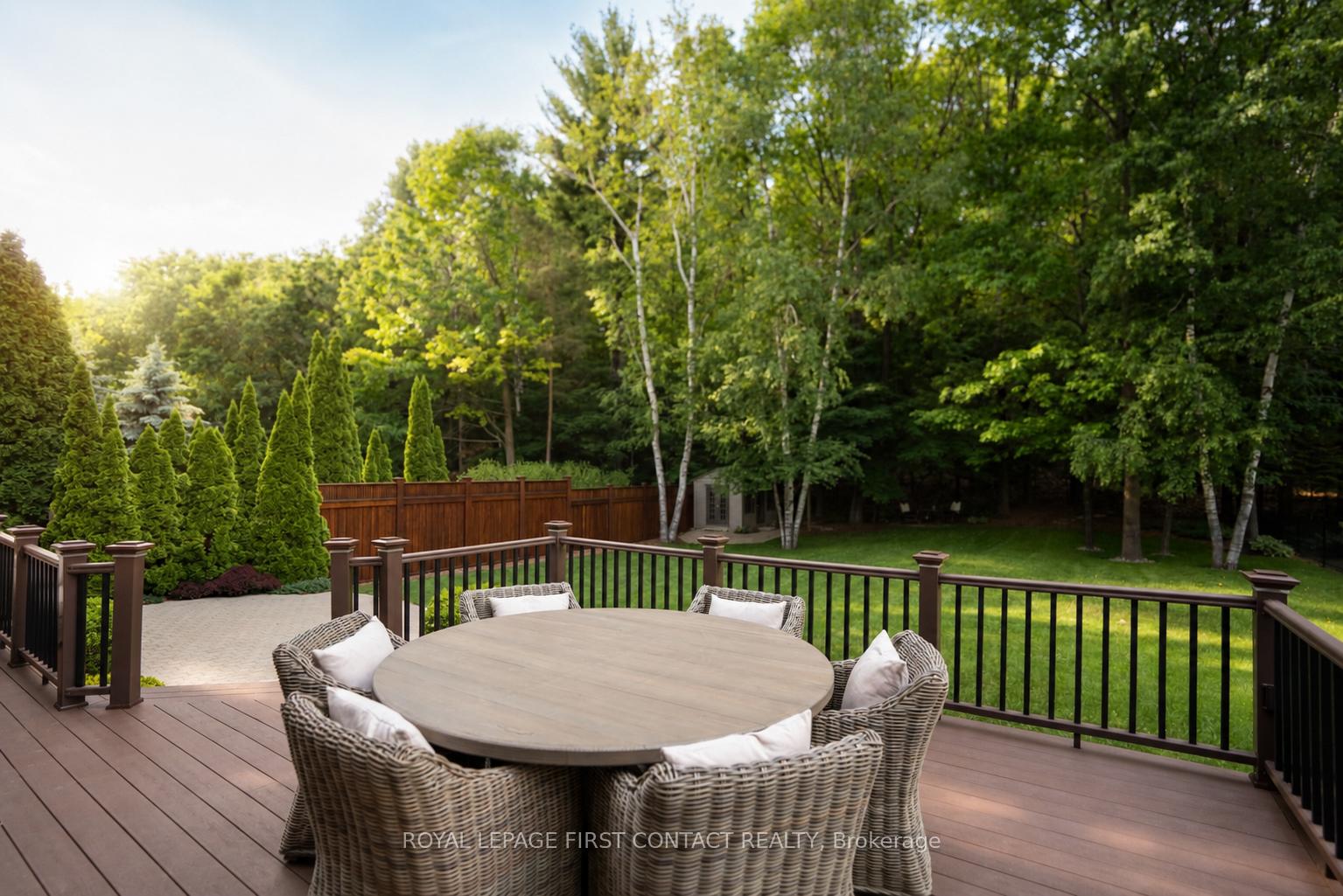 92 Wildwood Trail, Barrie, ON L4N 7Z8