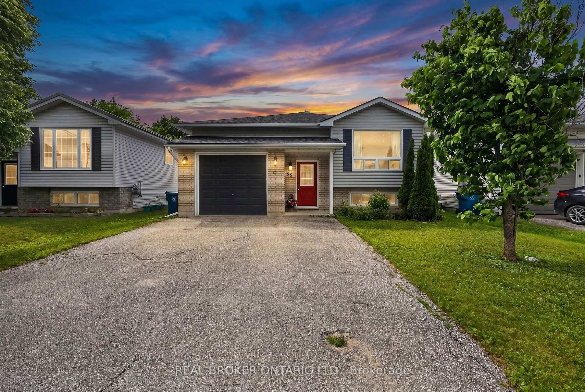 35 Courtney Crescent, Orillia, ON L3V 7Y3