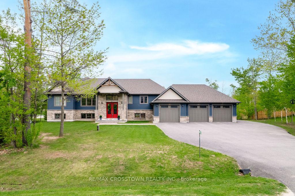 2055 Elana Drive, Severn, ON L3V 0C1