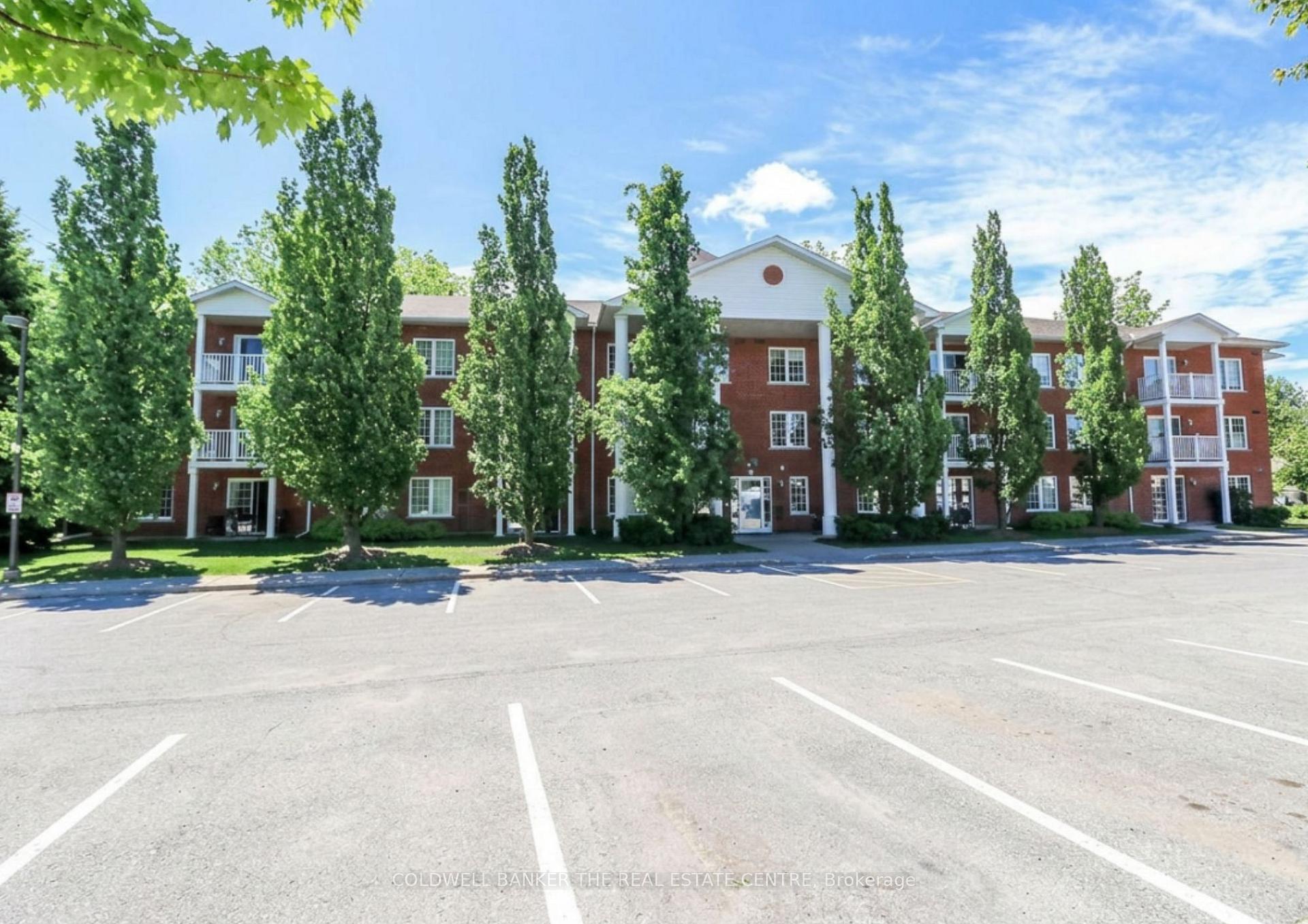 49 Jacobs Terrace 212, Barrie, ON L4N 0W4