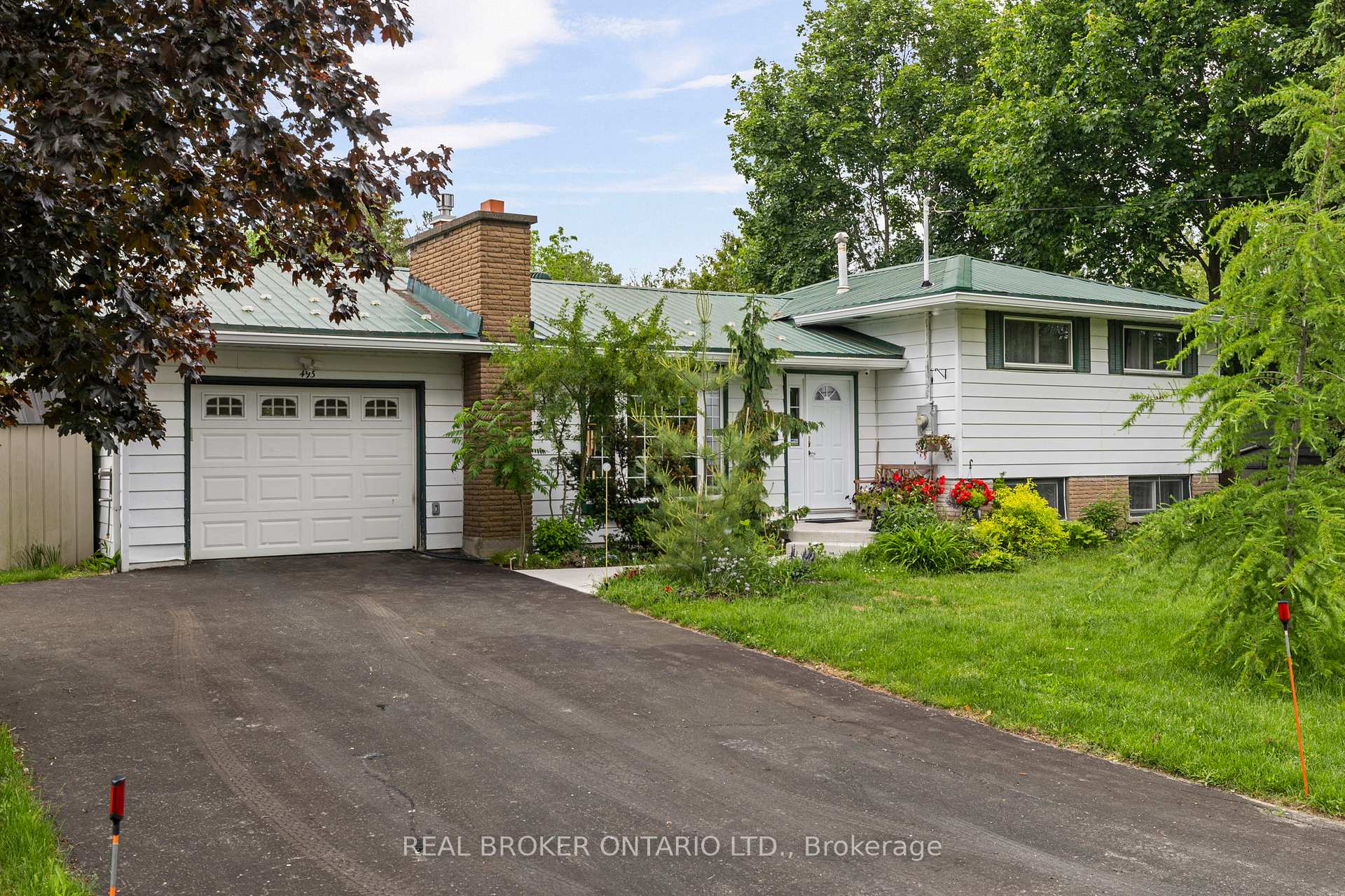493 Bay Street, Orillia, ON L3V 3X8