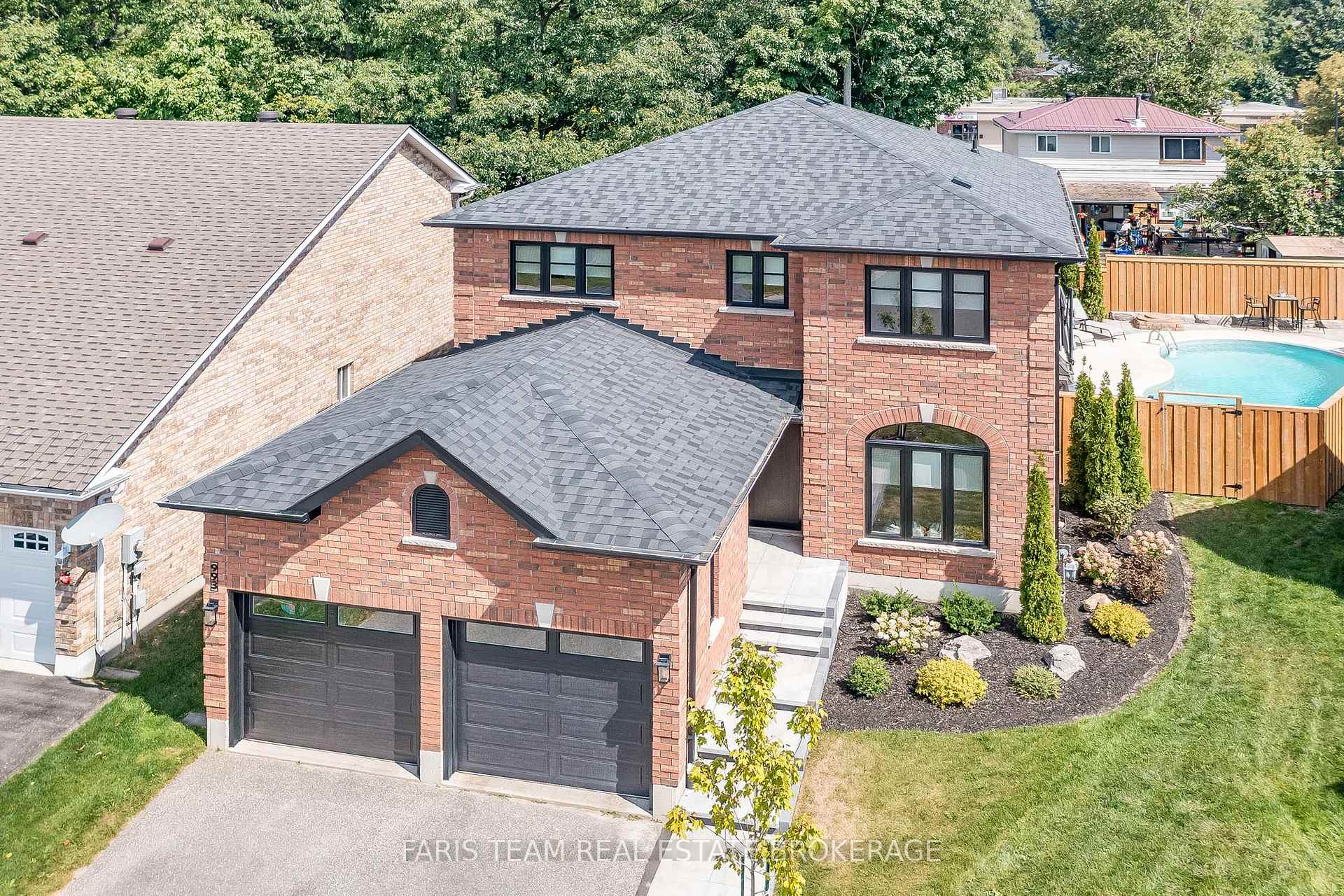 993 Whitney Crescent, Midland, ON L4R 5N3