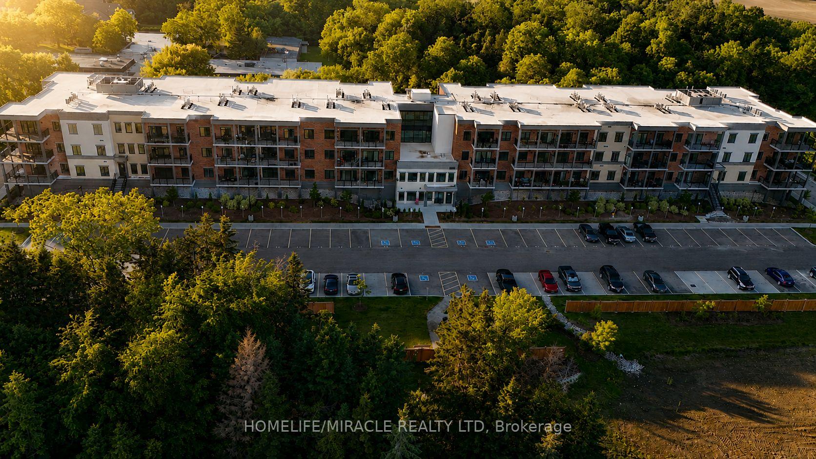 121 Mary Street 322, Clearview, ON L0M 1G0