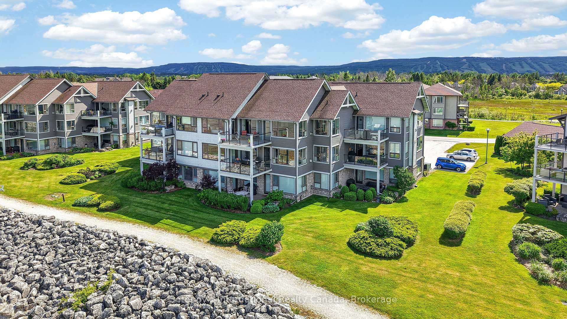 541 MARINERS Way, Collingwood, ON L9Y 5C7