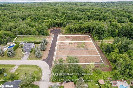 300 Centennial Drive, Midland, ON L4R 5H9