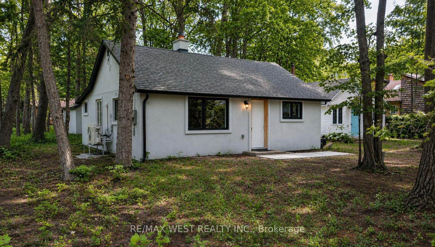 91 30th Street N, Wasaga Beach, ON L9Z 2C8