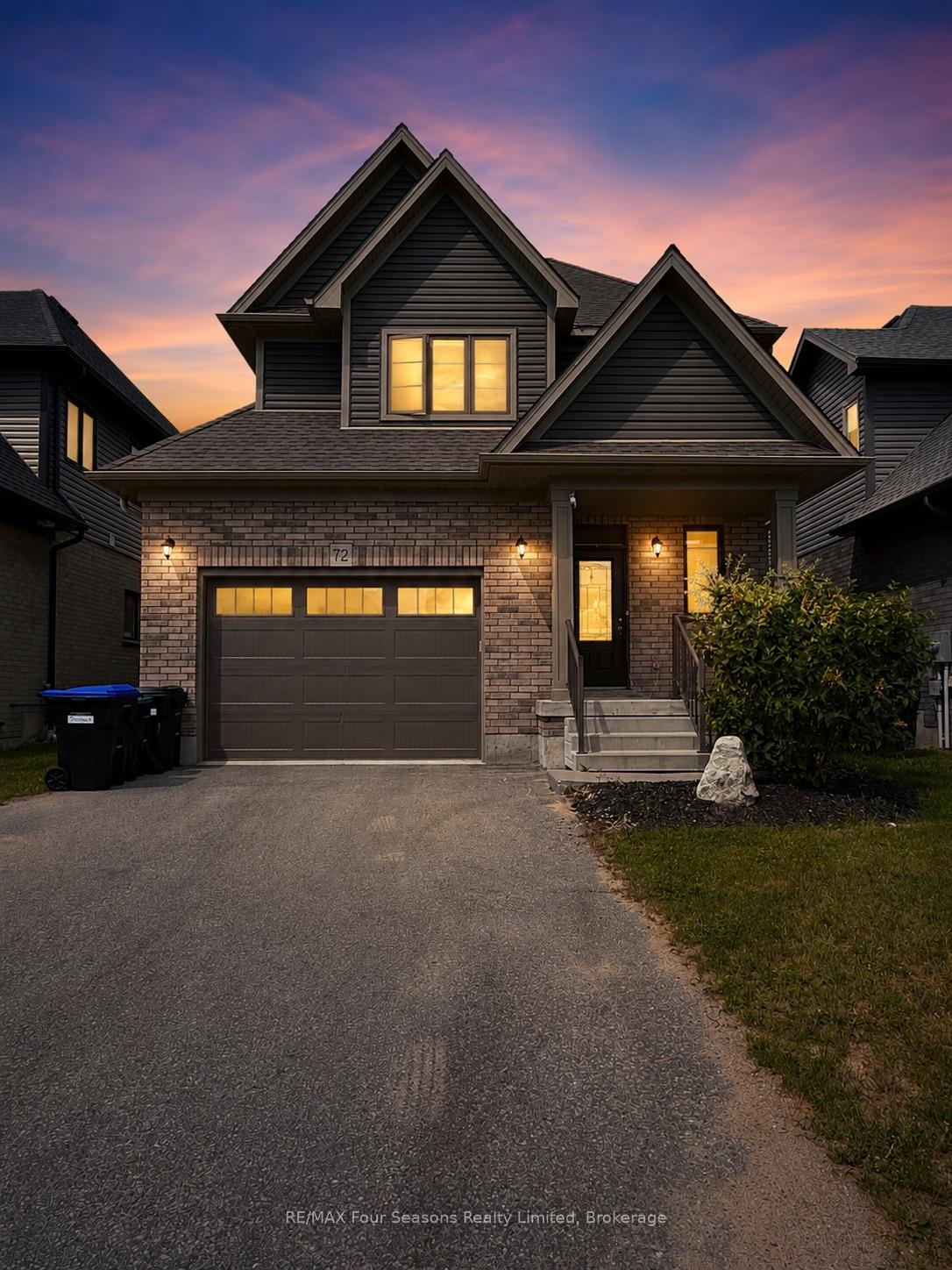 72 McLean Avenue, Collingwood, ON L9Y 4B3