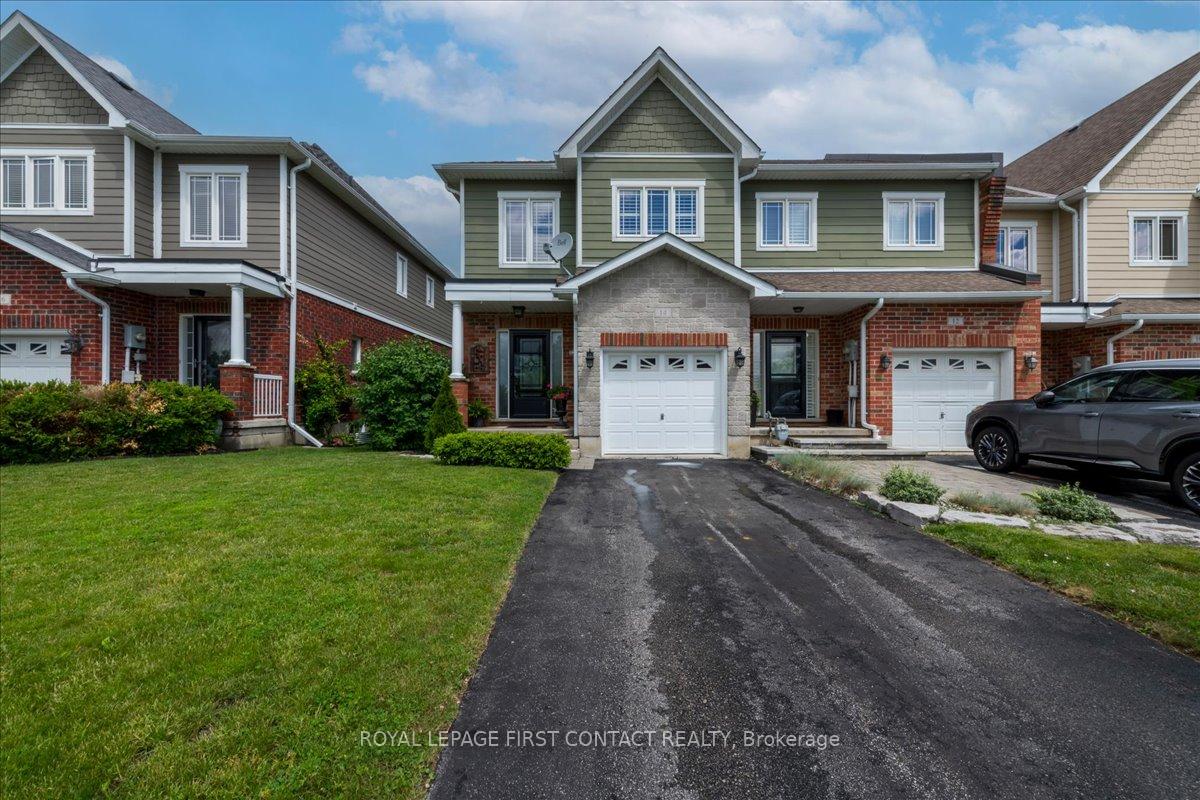 14 Claudio Crescent, Barrie, ON L4N 9E2