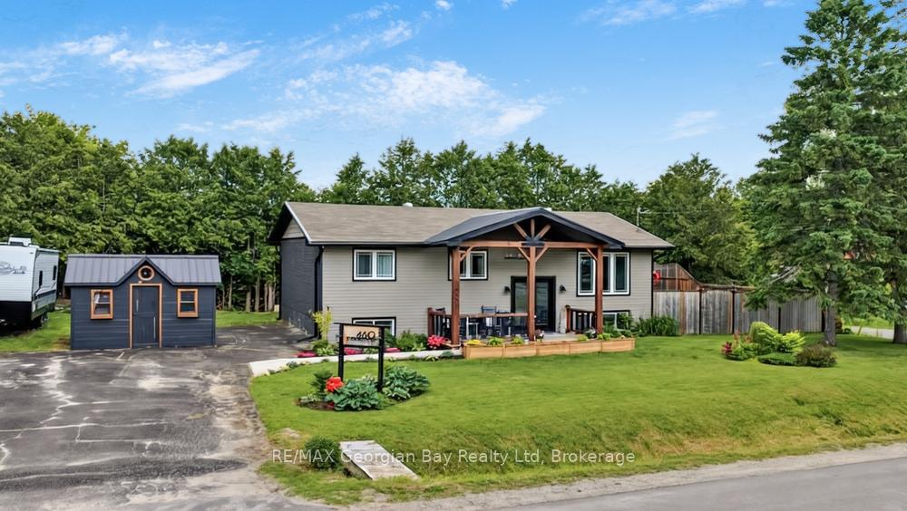 460 Athabaska Street, Tay, ON L0K 1R0
