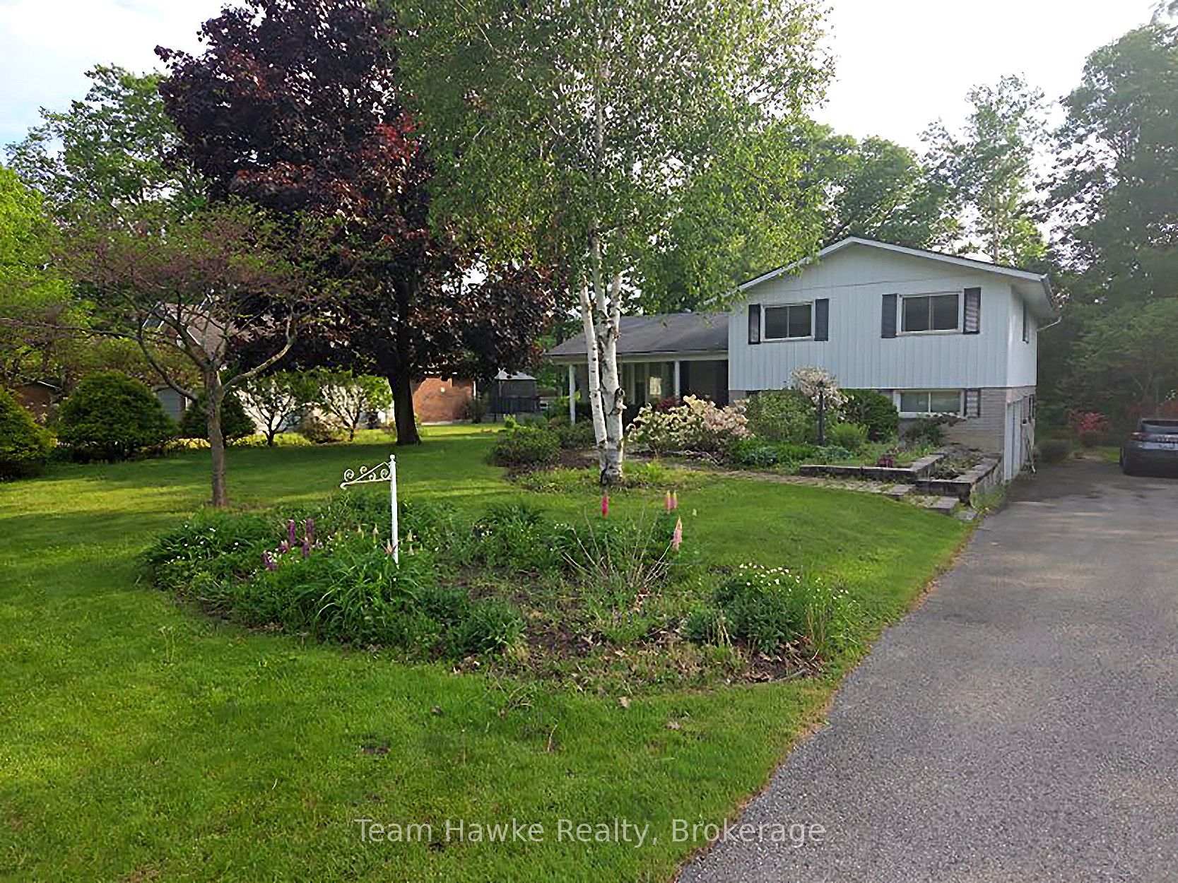 321 Glenbrook Drive, Midland, ON L4R 5G4