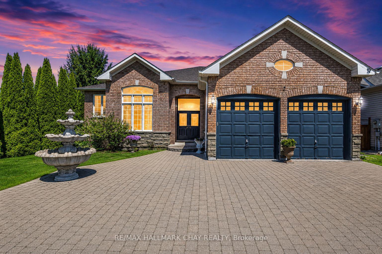 2 Old Hickory Lane, Wasaga Beach, ON L9Z 3A9