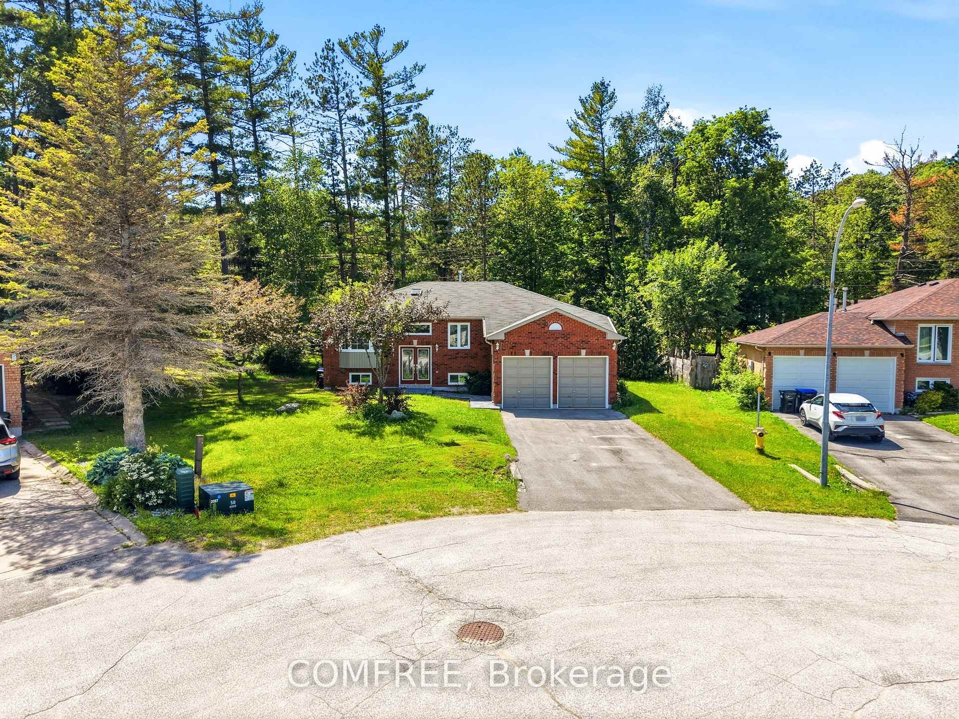 9 Birdie Court, Wasaga Beach, ON L9Z 1C1